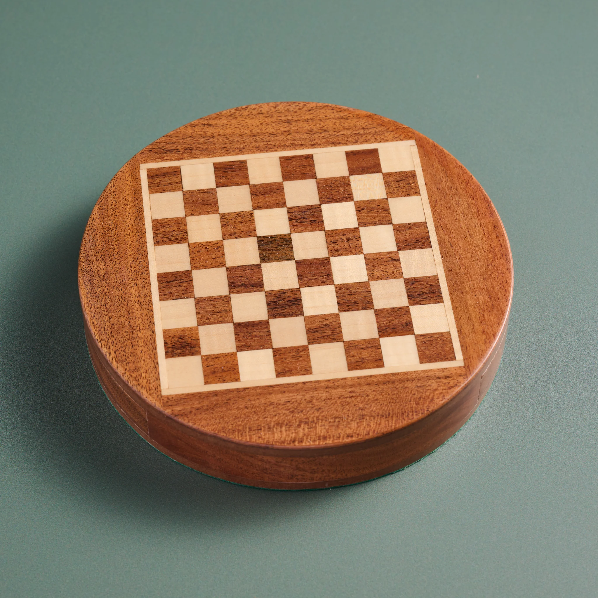Acacia Wood Round Magnetic Chess Set - Image 5