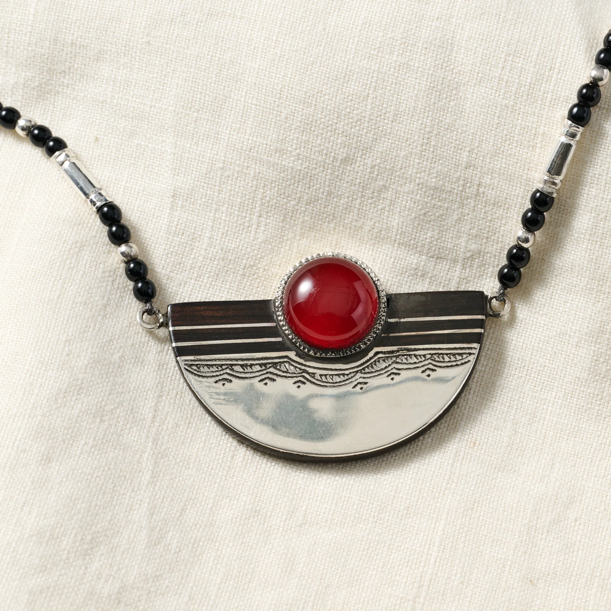 Amellal Tuareg Silver Pendant Necklace - Image 4