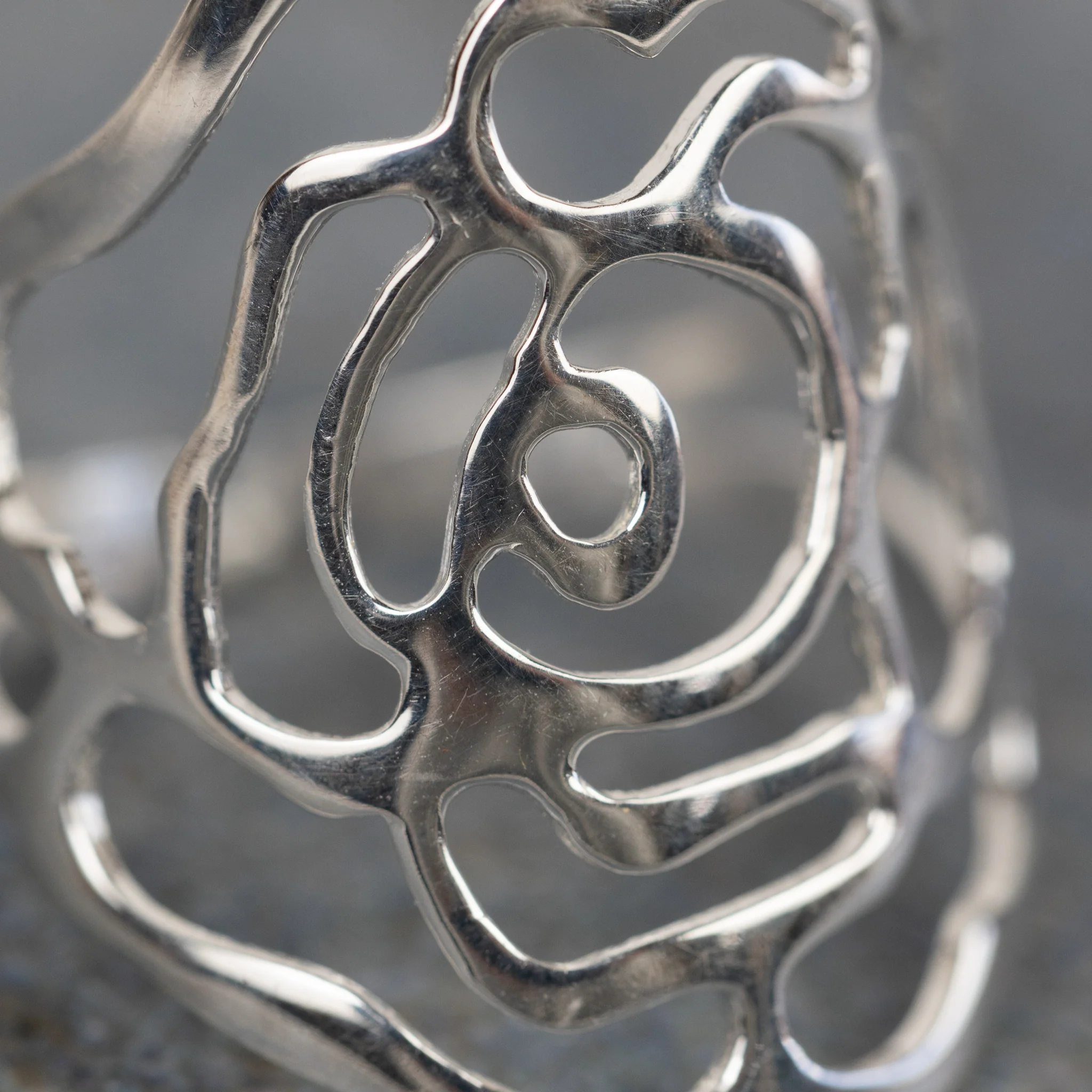 Amita Floral Statement Ring - Image 3