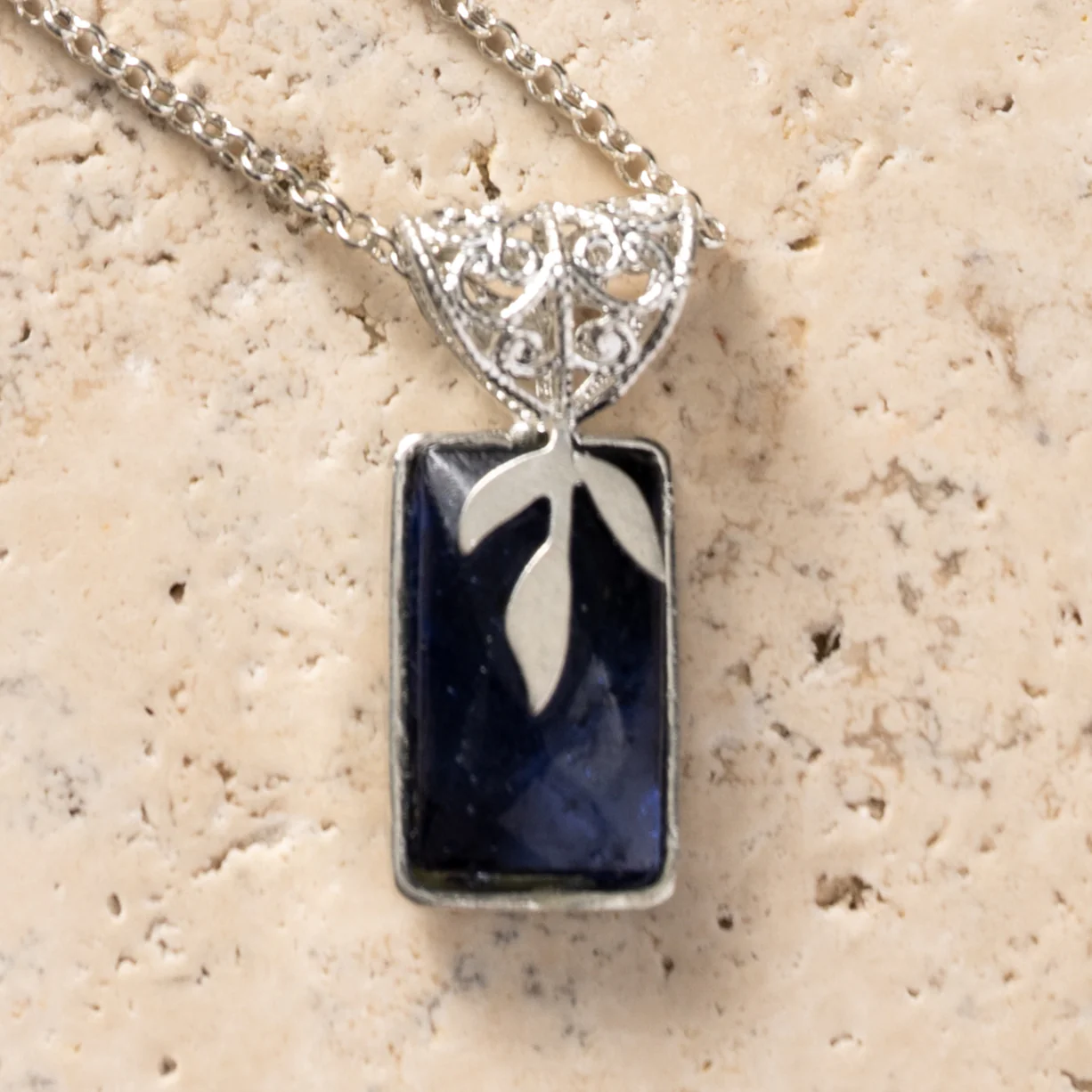 Chandra Glass Stone & Leaf Necklace - Image 3