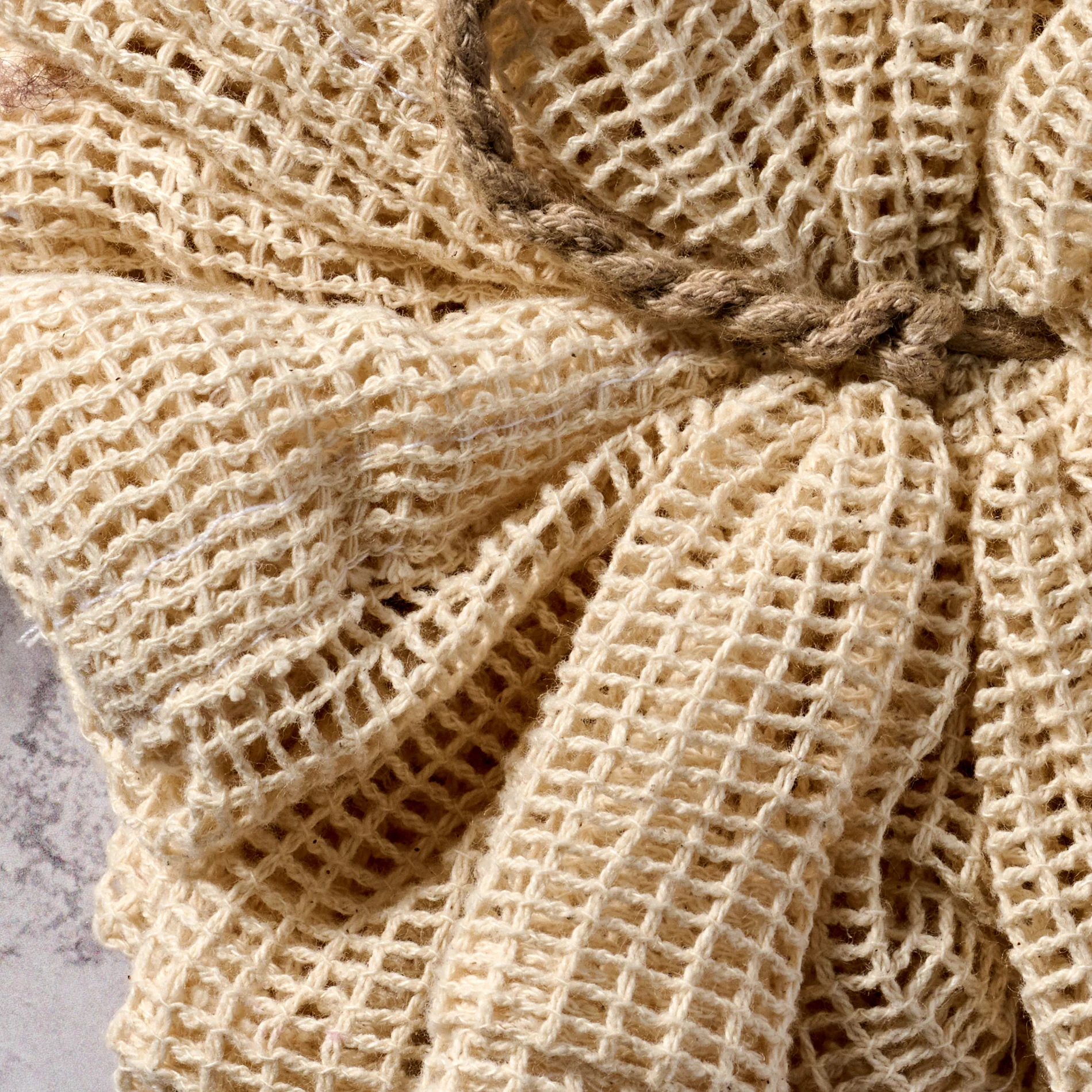 Cotton Loofah Body Scrubber - Image 3