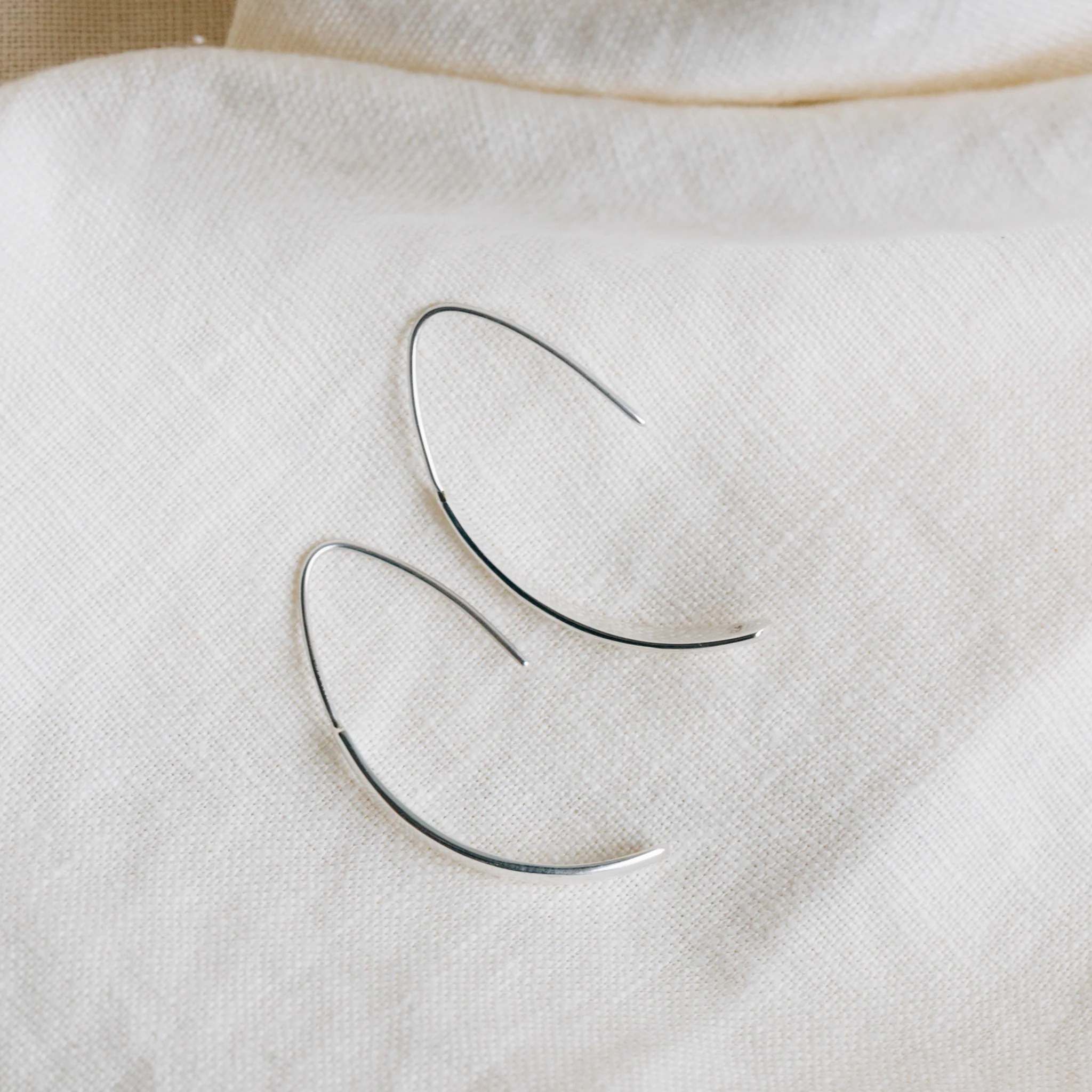 Damini Silver Teardrop Earrings - Image 3