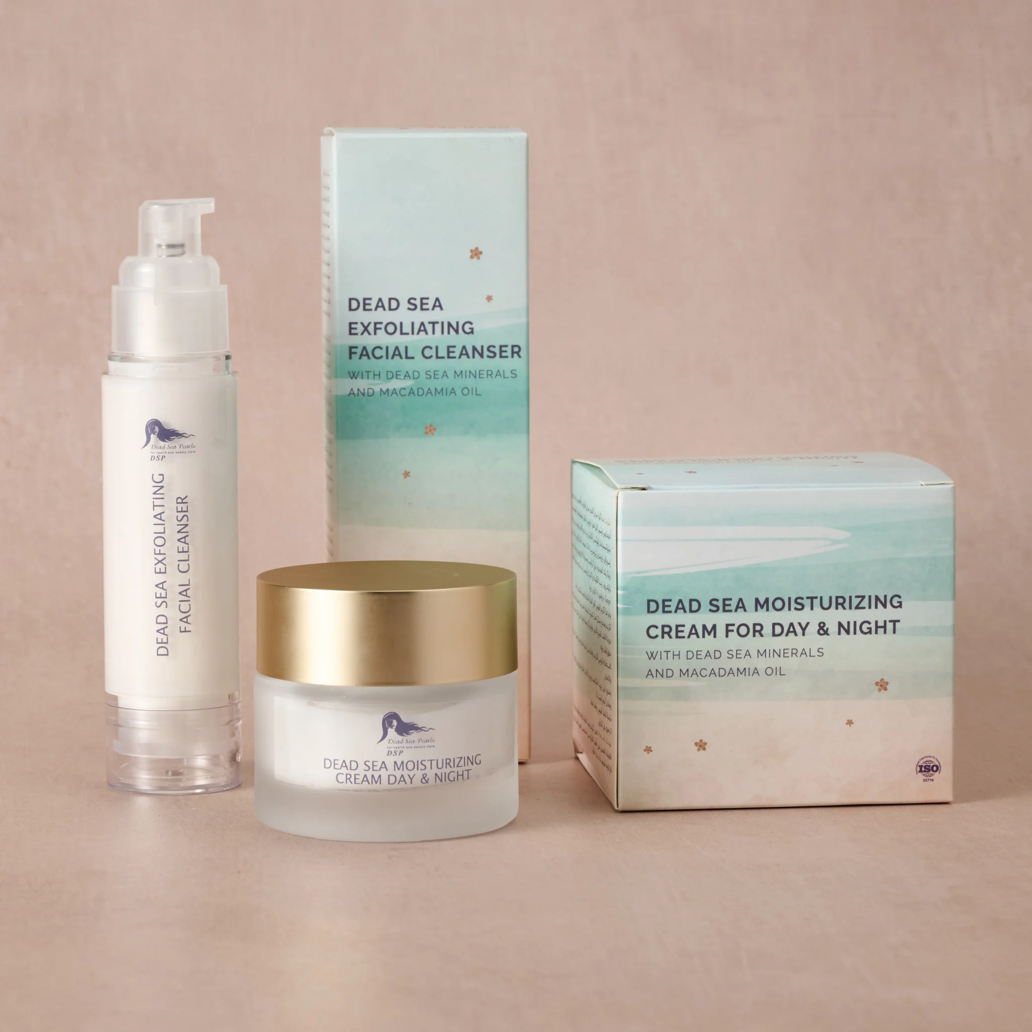 Dead Sea Exfoliating Cleanser - Image 4