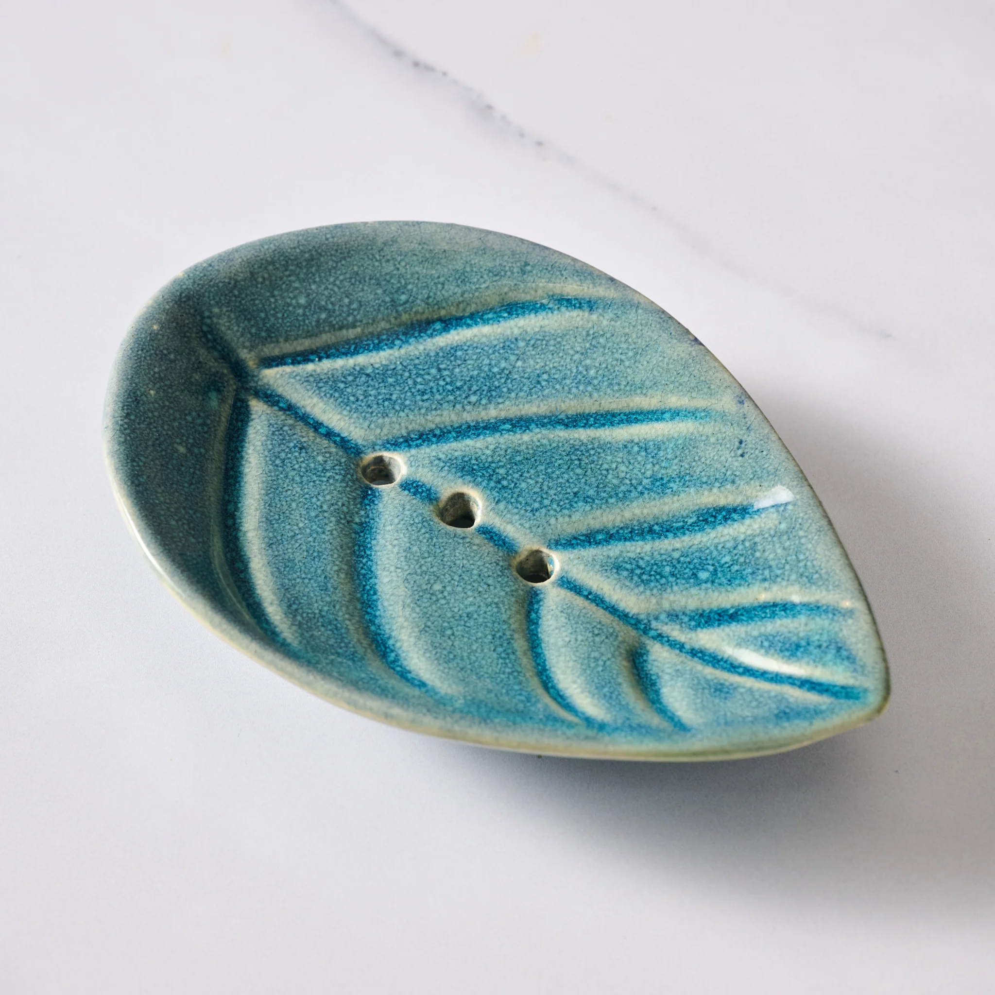 Geela Ceramic Leaf Soap Dish - Image 3