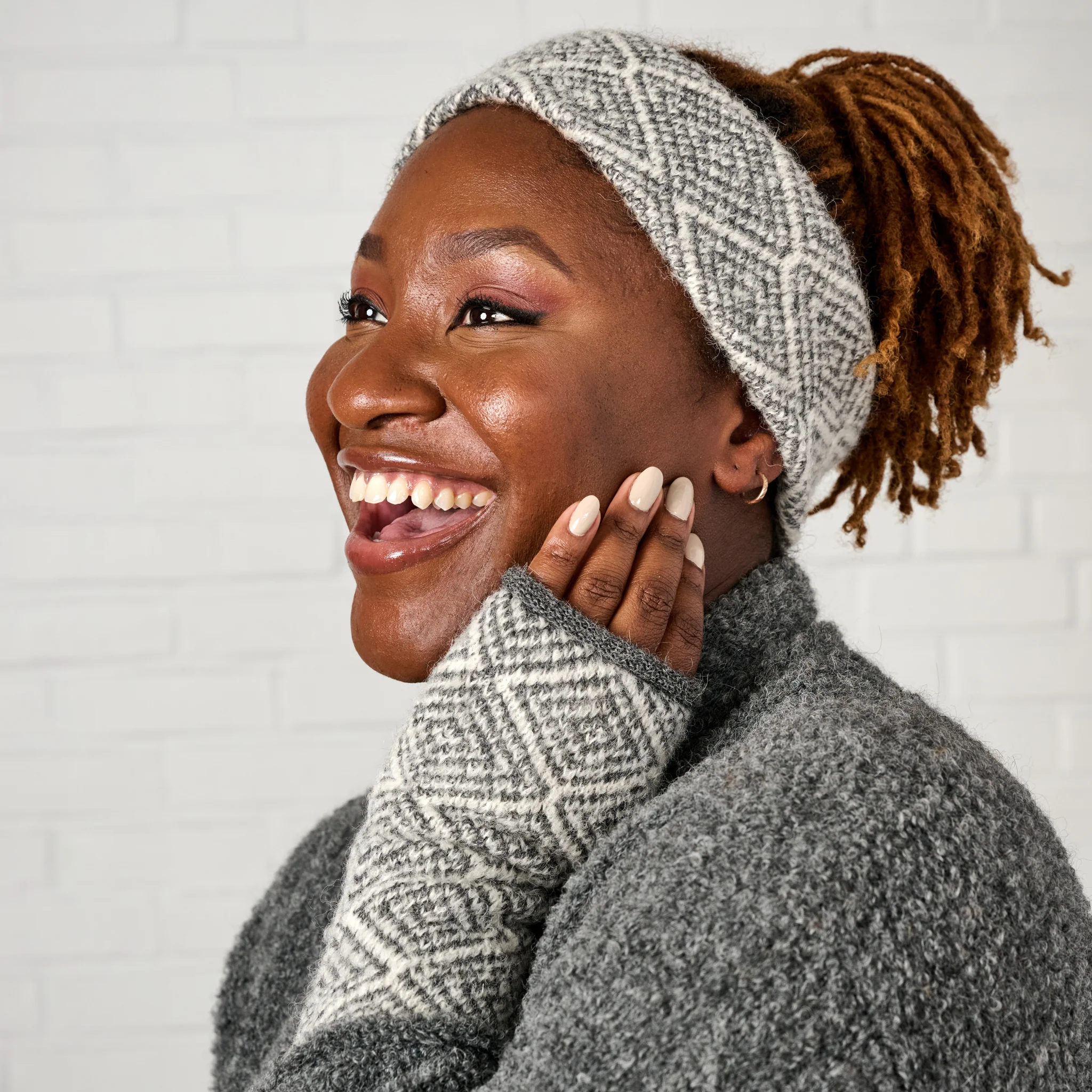 Geometric Alpaca Wool Headband - Image 3