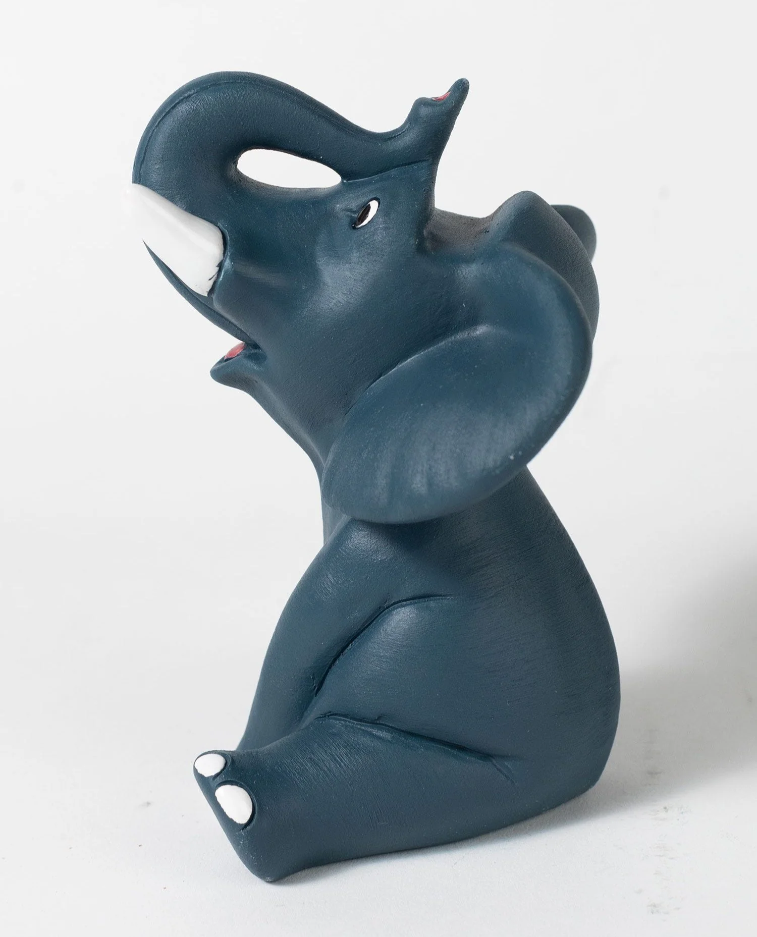Happy Elephant Eyeglass Holder - Image 3