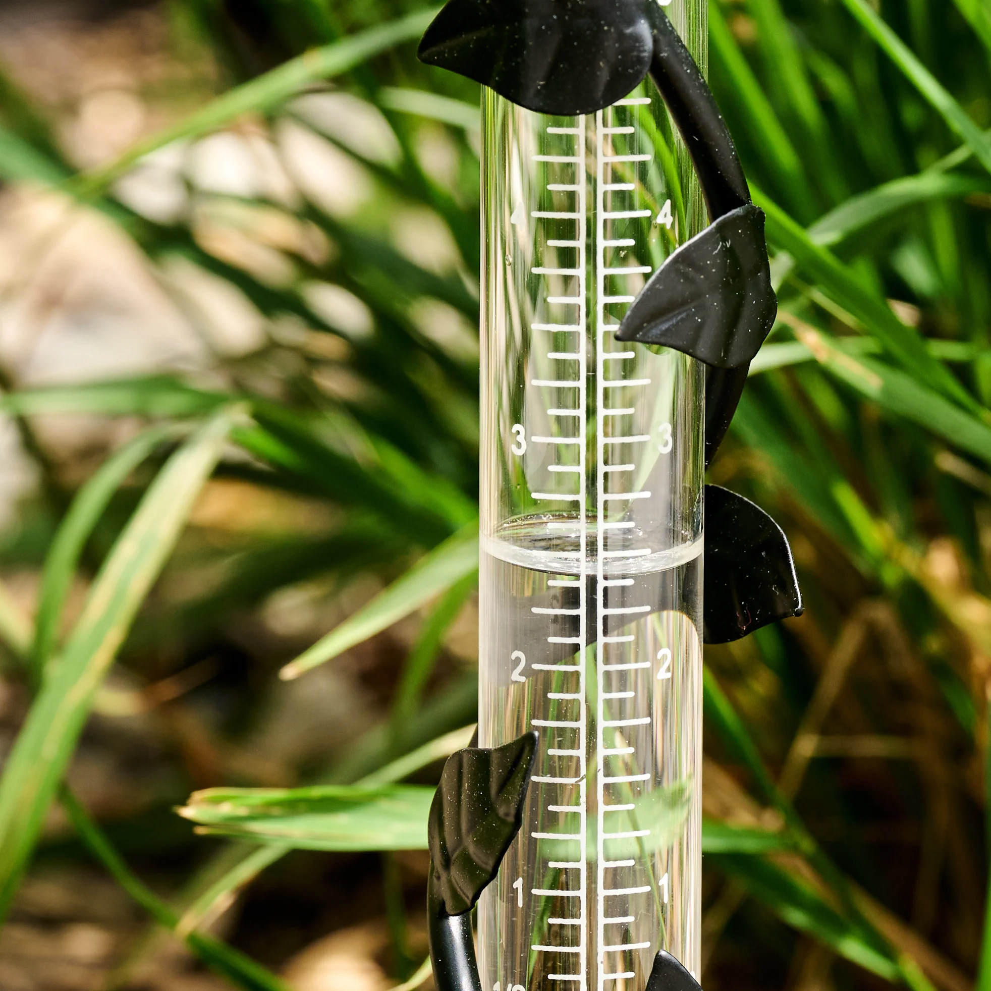 Indira Cast Iron Rain Gauge - Image 3