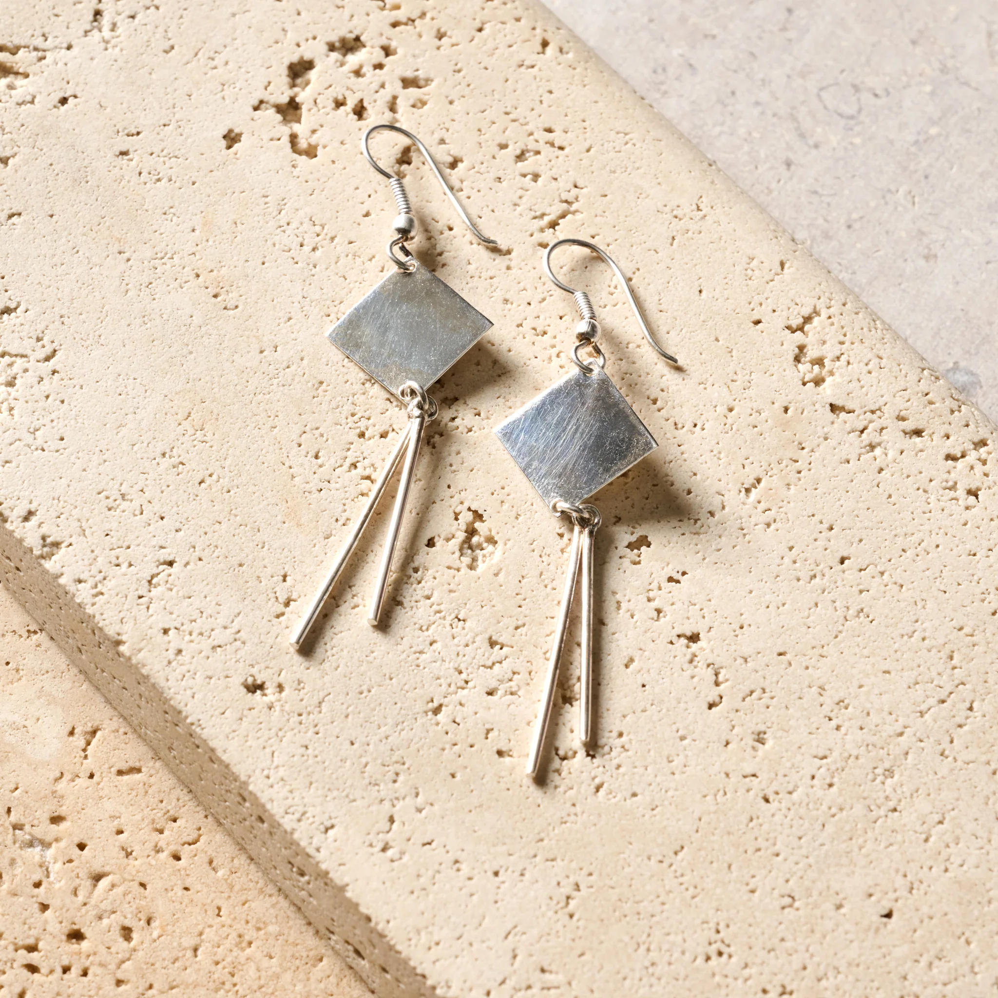 Ishita Drop Earrings - Image 3