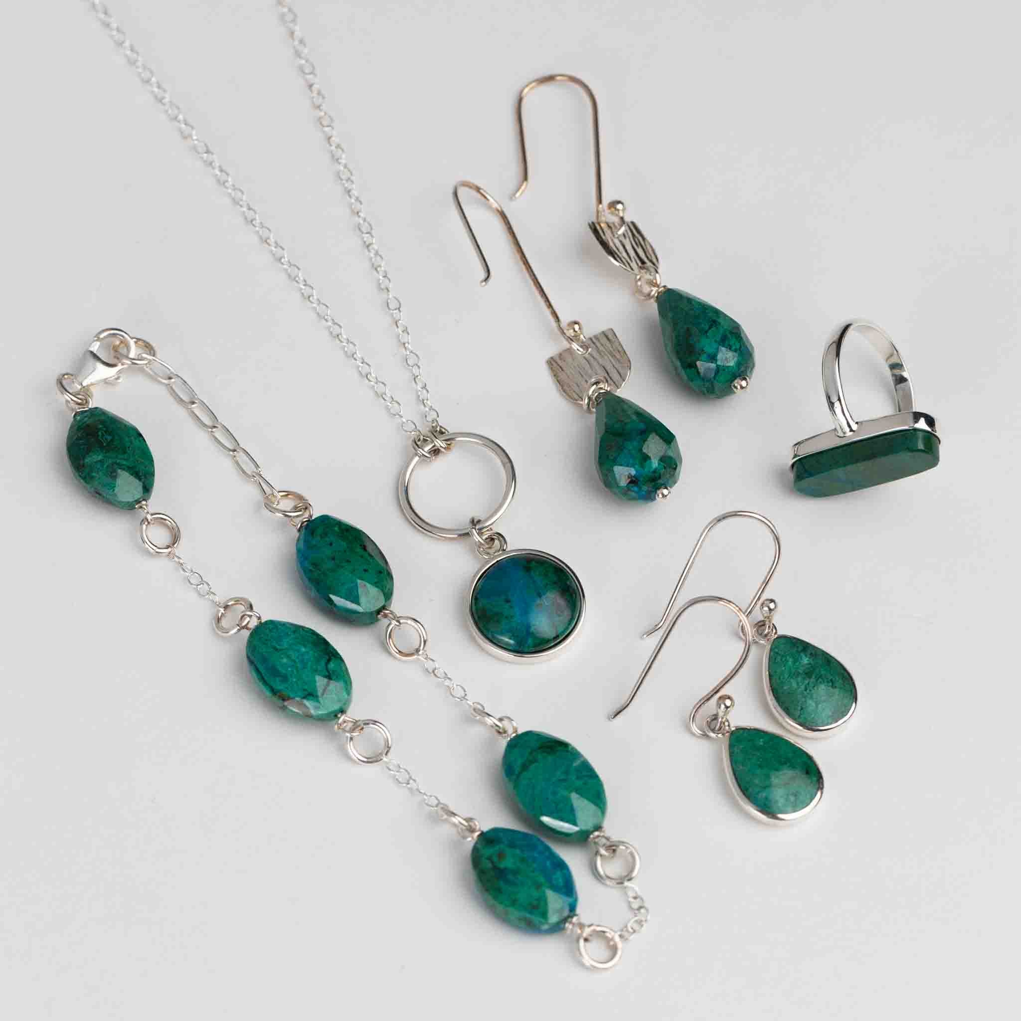 Isla Crystal Drop Earrings - Image 4
