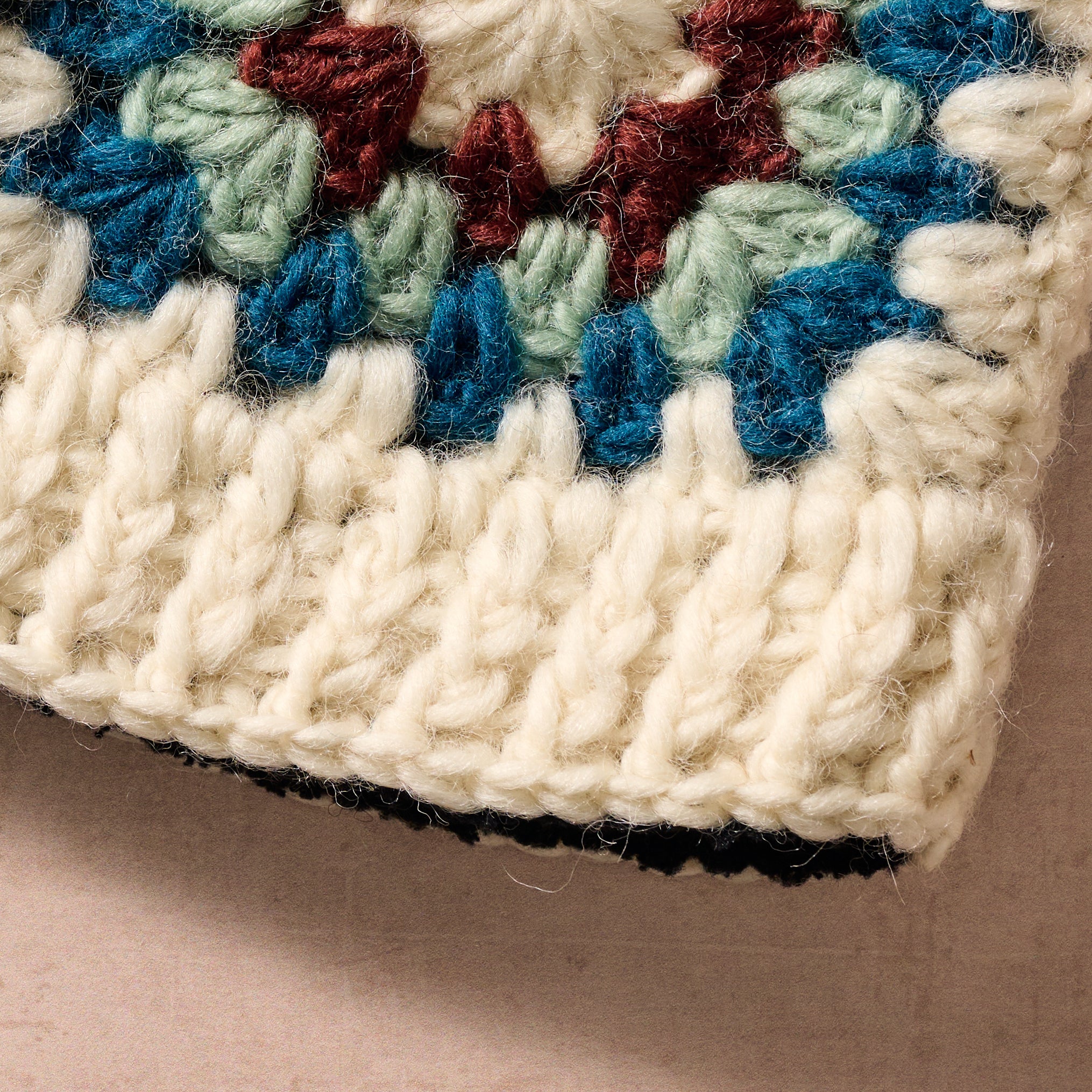 Jado Granny Square Hat - Image 4