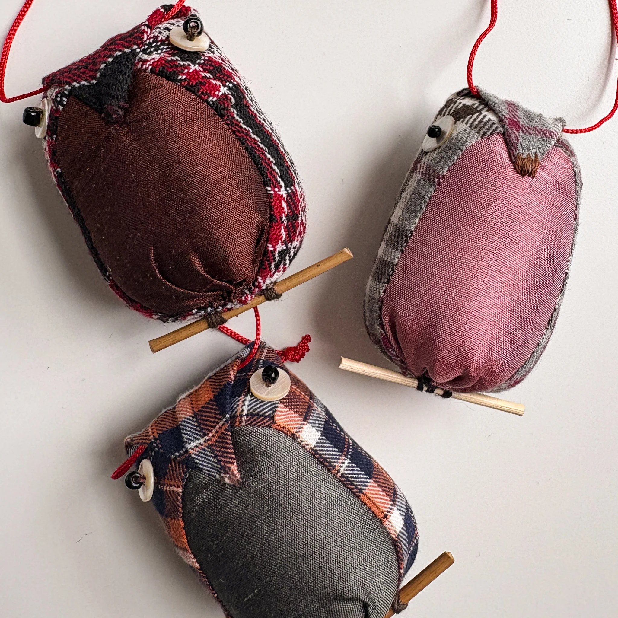 Khon Plaid Owl Ornament - Image 3
