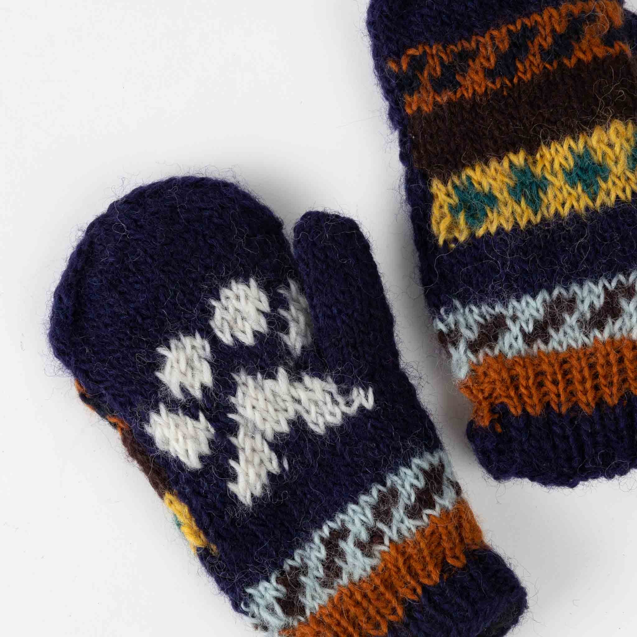 Kids Paw Print Mitts - Image 3