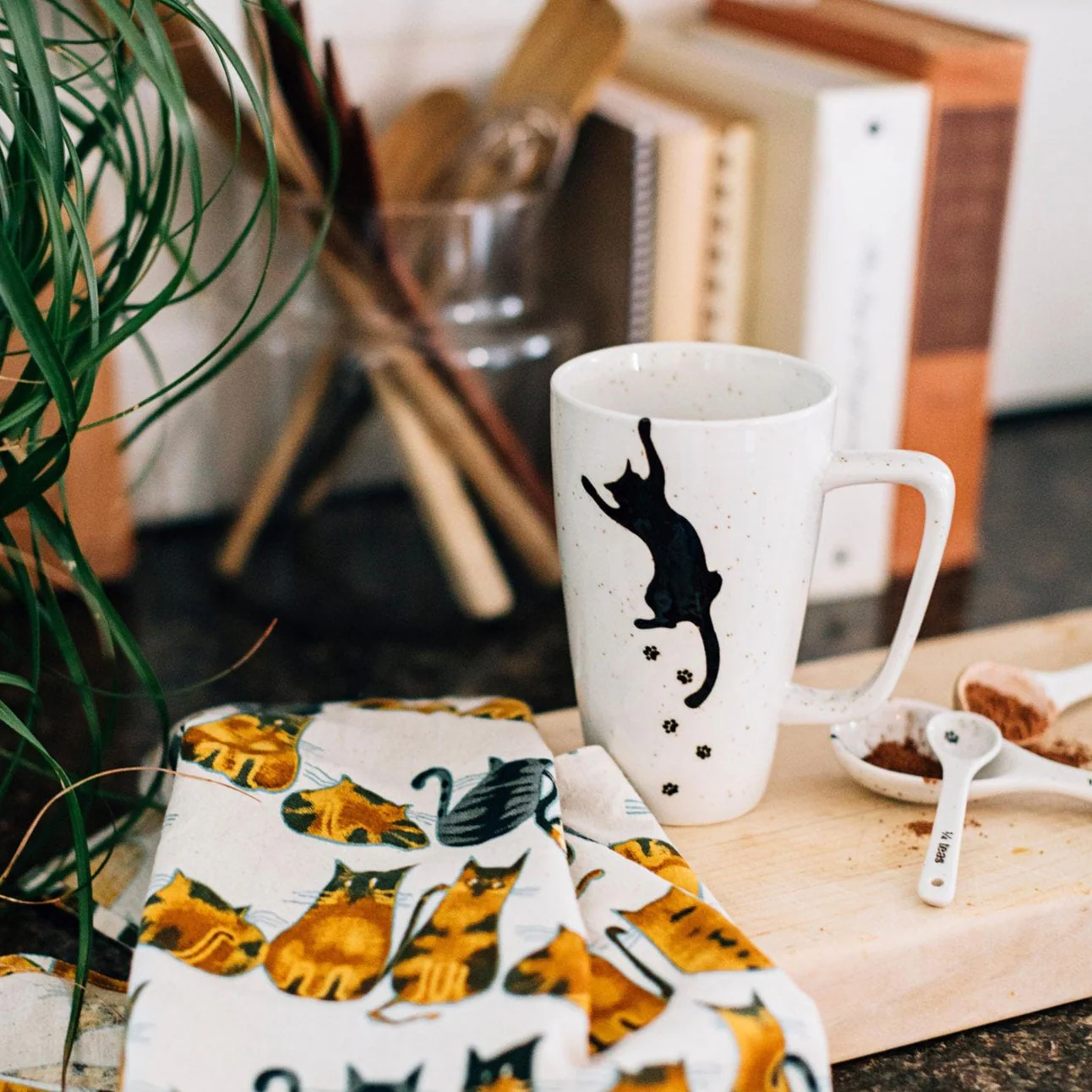 Kitty Prints Mug - Image 4