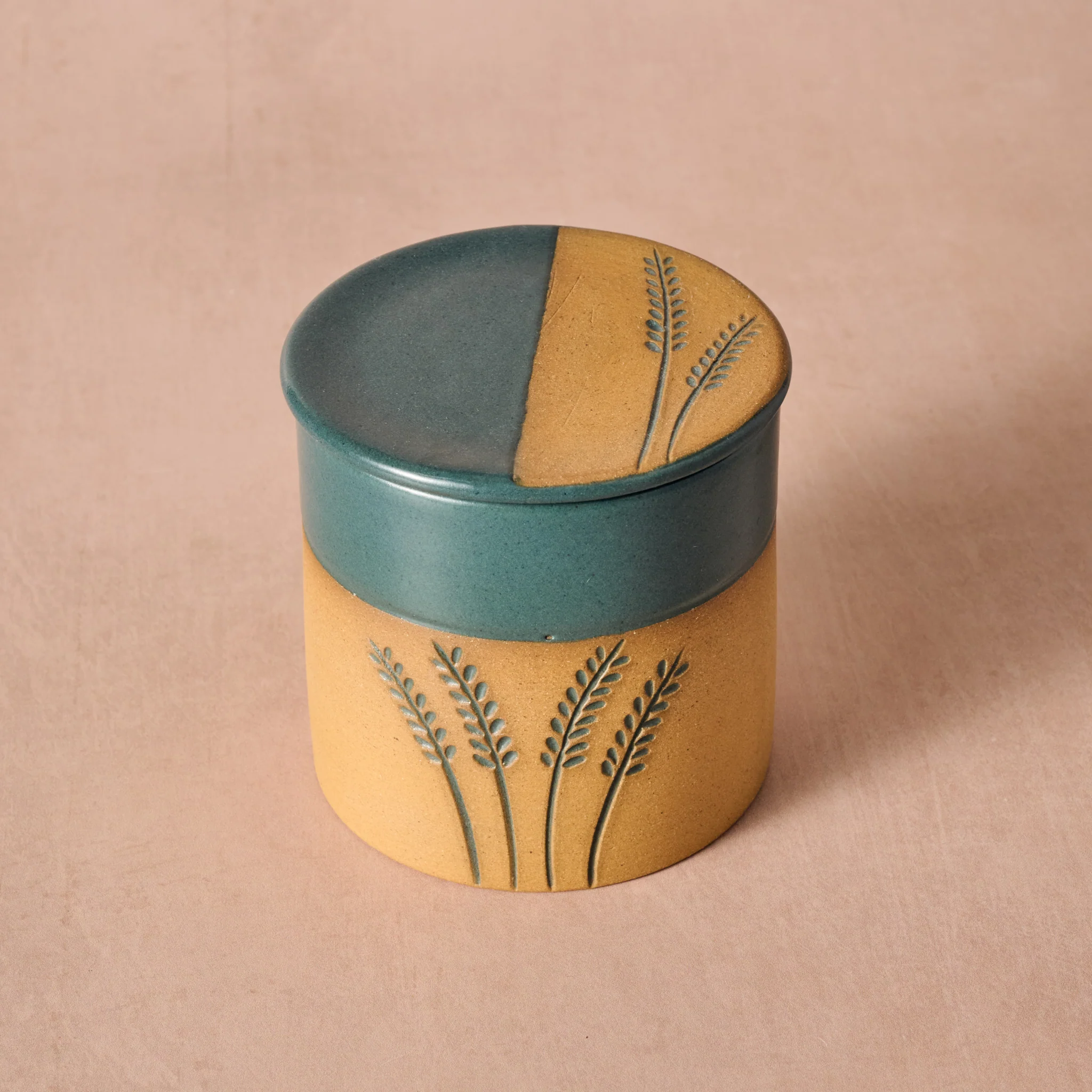Mato Wheat Stalk Butter Crock - Image 3