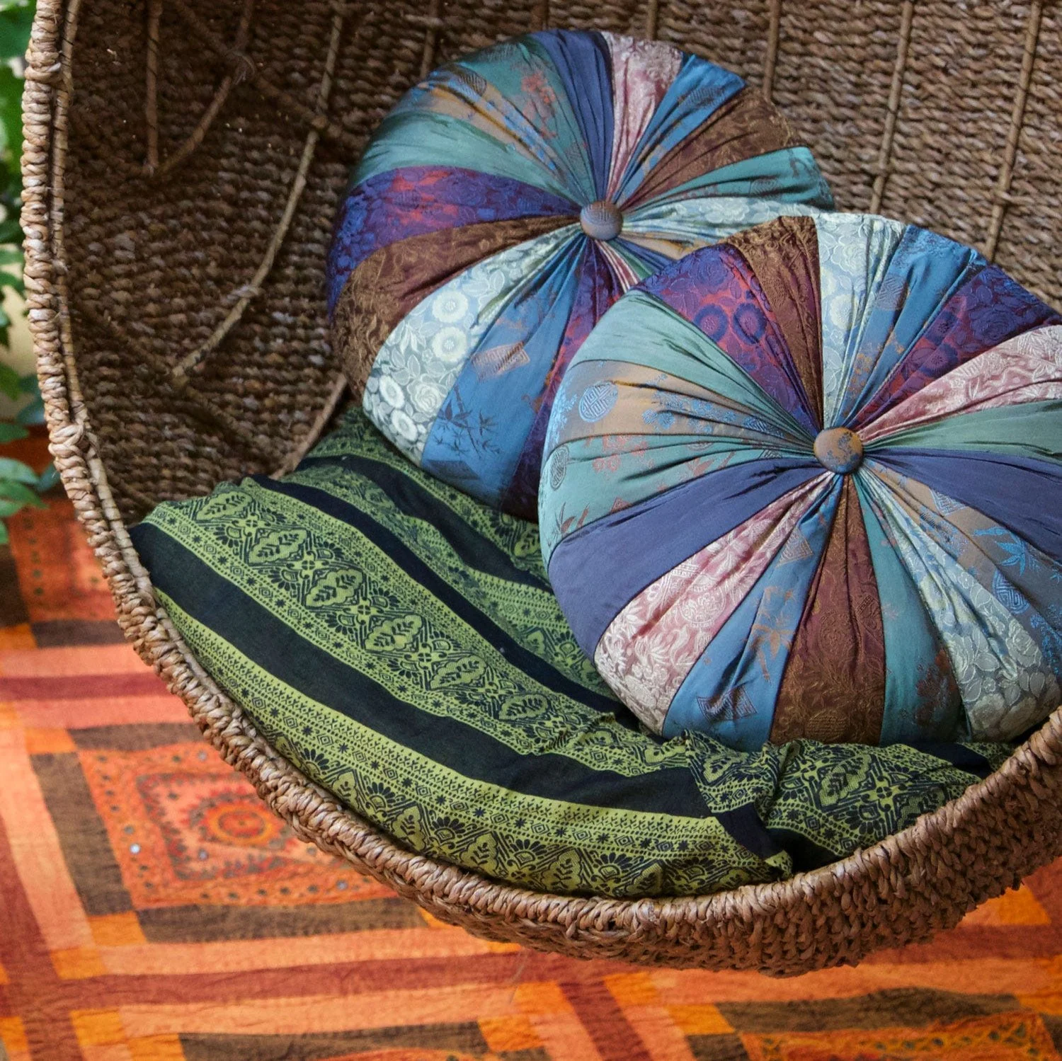 Mindful Yoga Pillow - Image 3