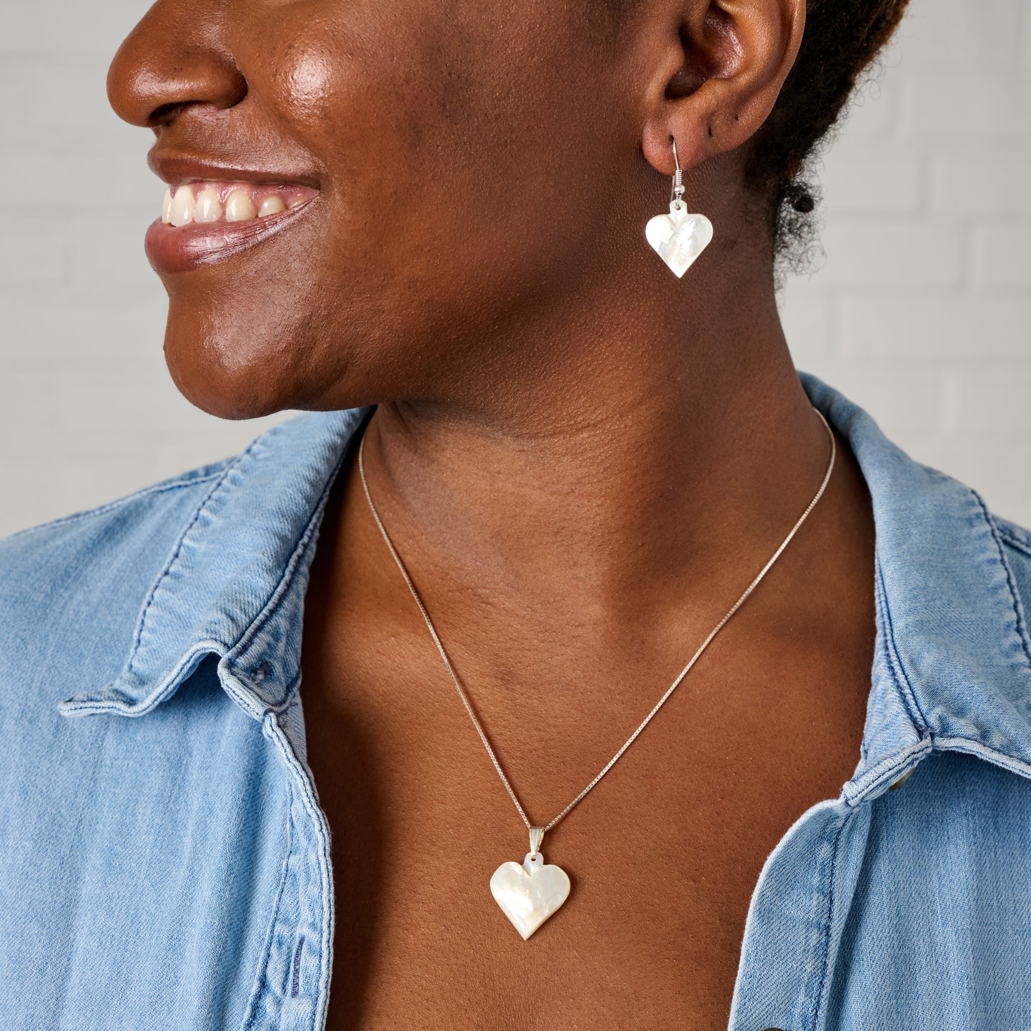 Mother of Pearl Heart Jewelry Duo
