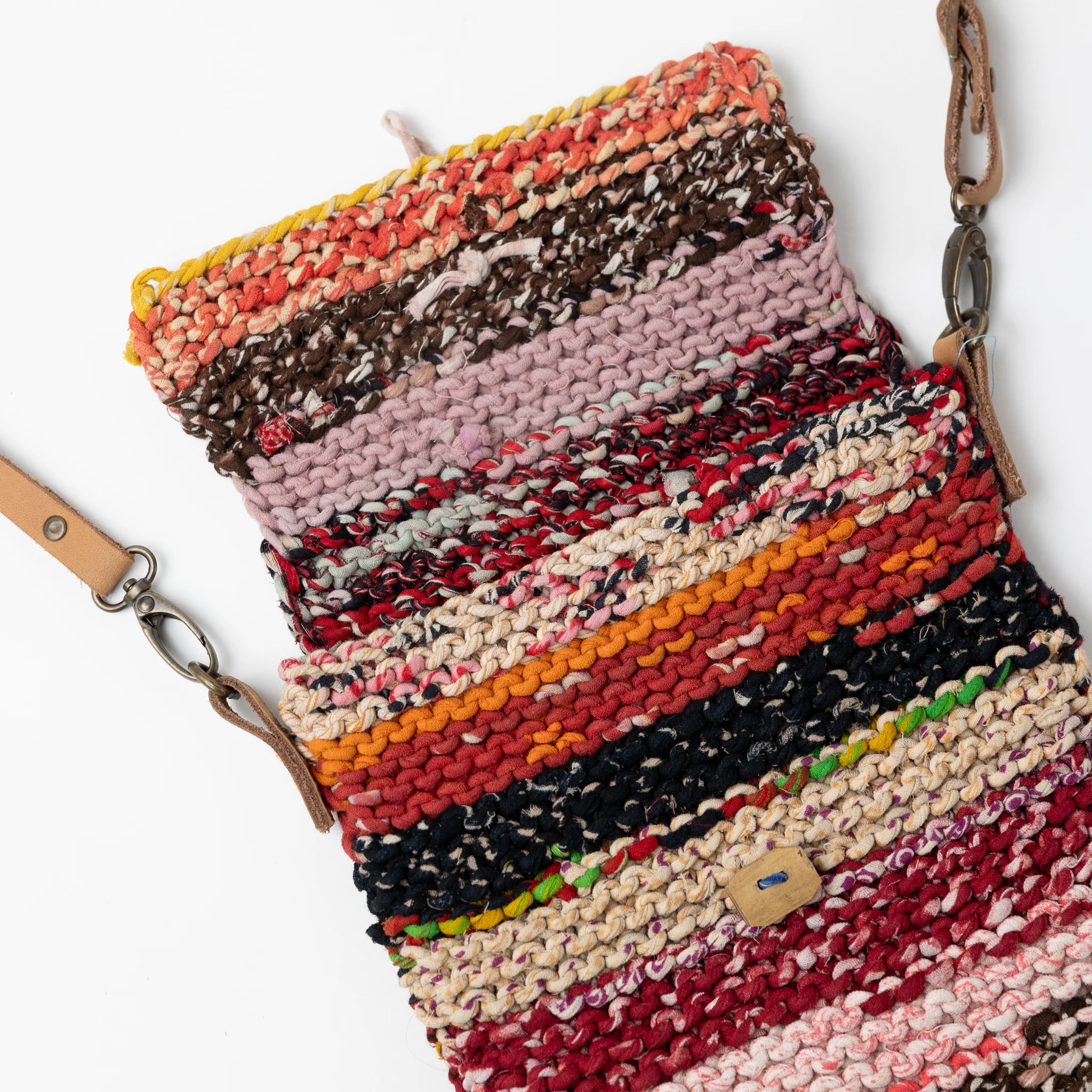 Naisha Sari Handknit Crossbody Bag - Image 7