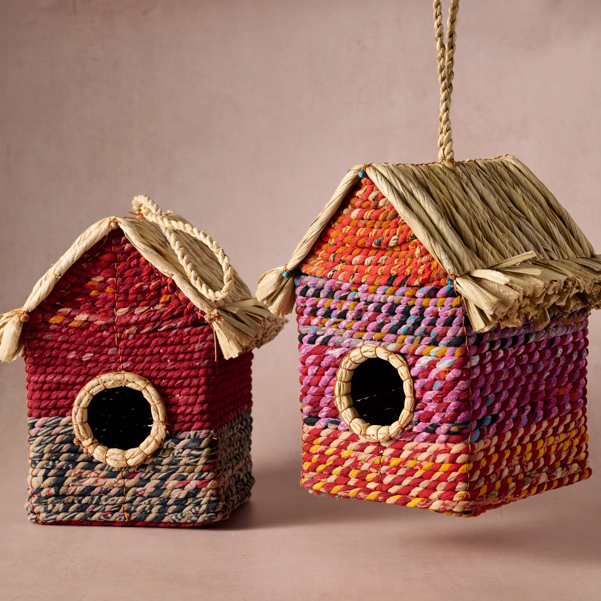 Nira Sari Bird House - Image 3
