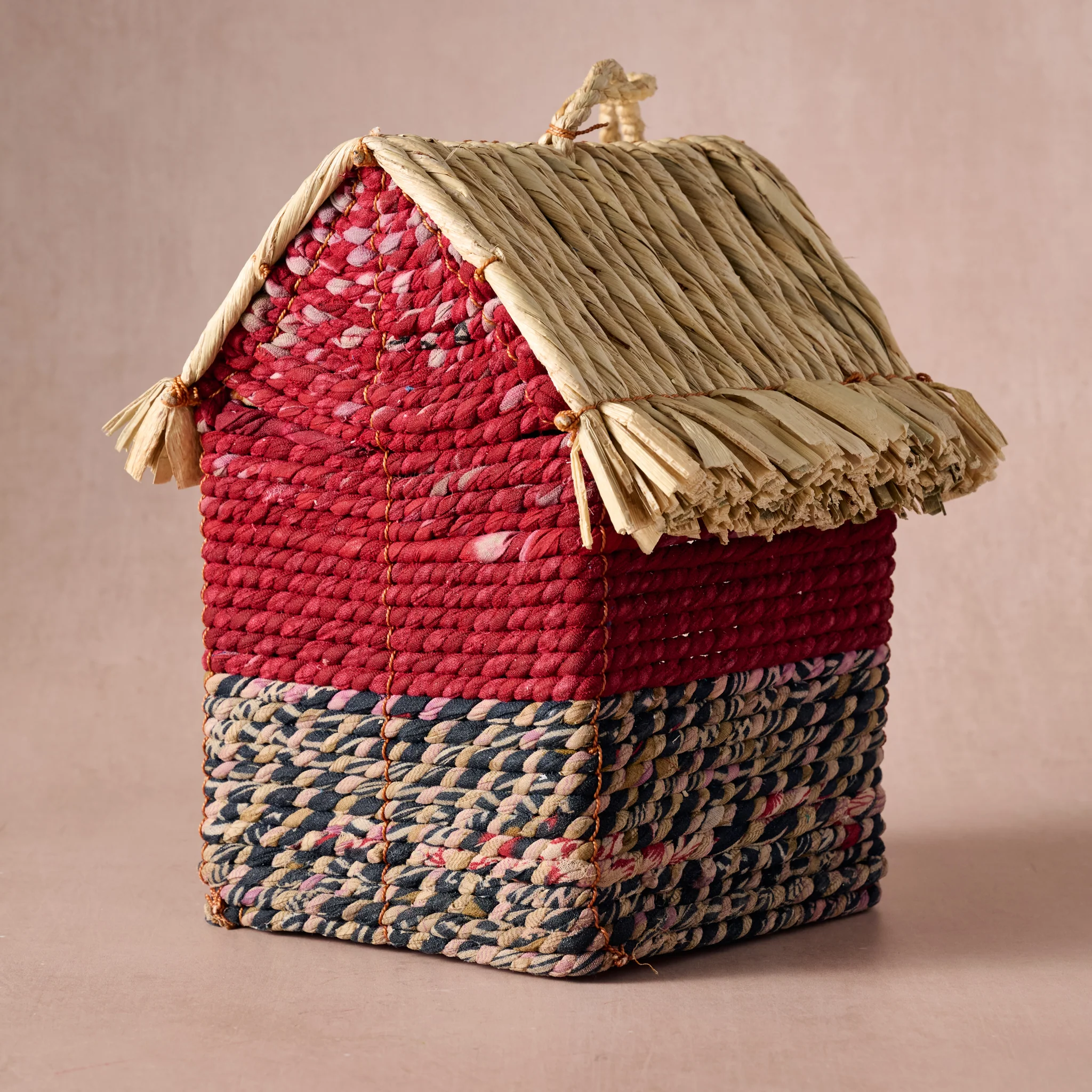 Nira Sari Bird House - Image 5