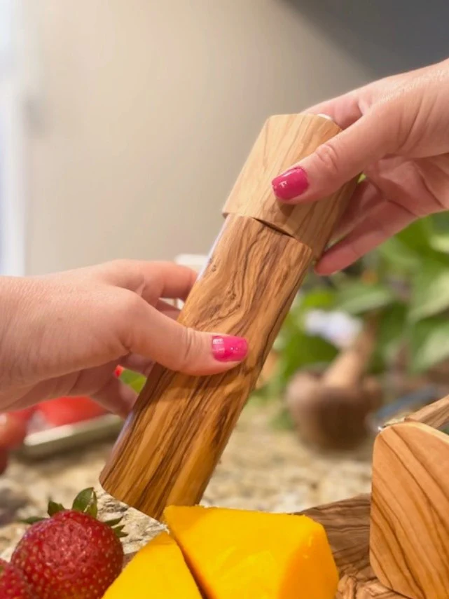 Amal Olive Wood Pepper Mill - Image 2