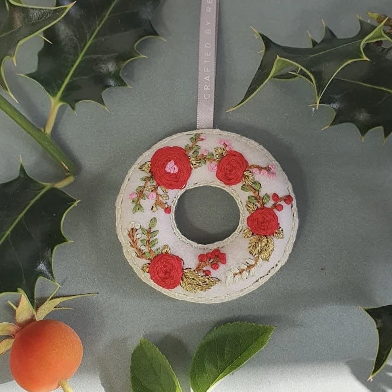 Ornament MADE51 Warda Embroidered Wreath - Image 3