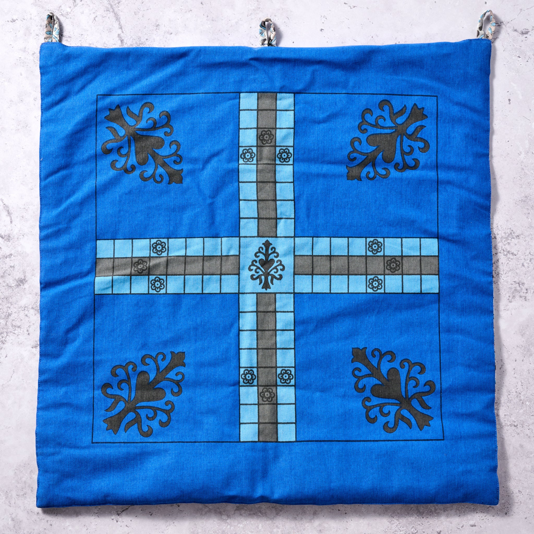 Parchisi, Chess & Checkers Wallhanging Game - Image 4