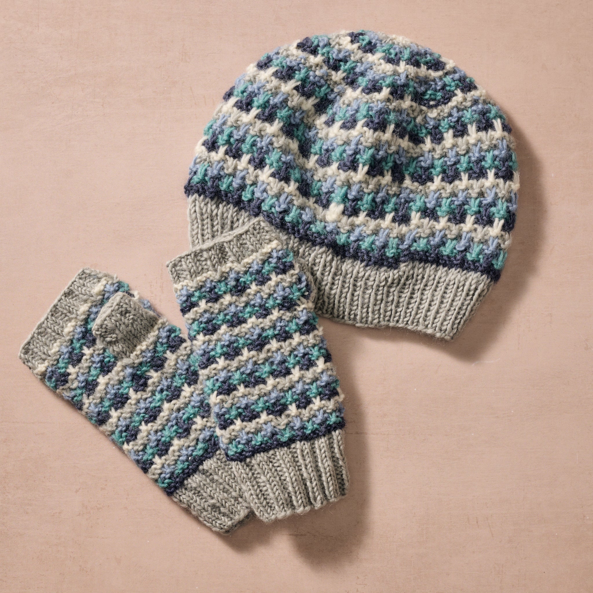 Samudra Blues Wristwarmers - Image 3