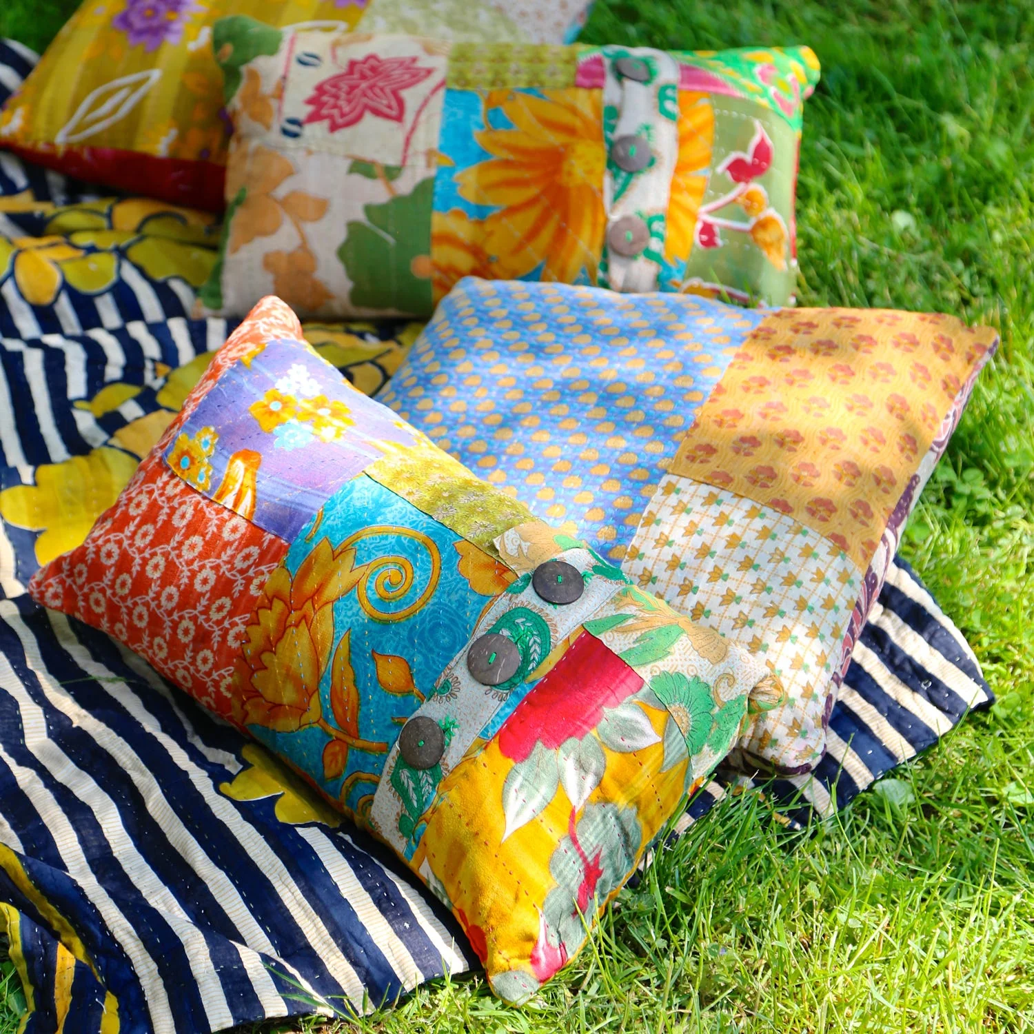 Sari Motif Cushion Cover - Image 2