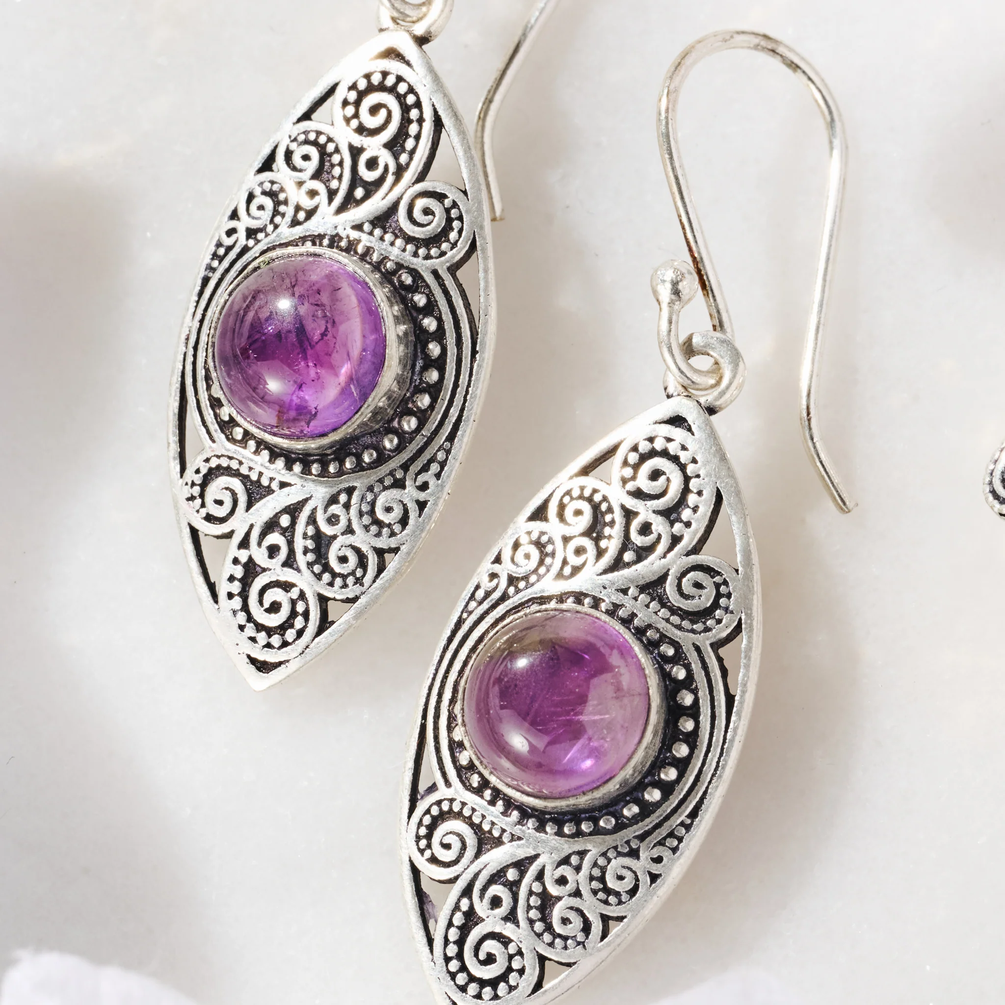 Saroop Amethyst Earrings - Image 2