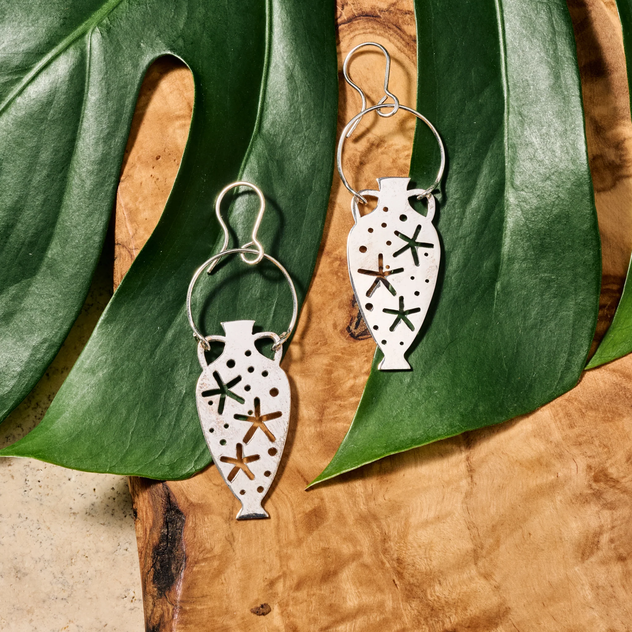 Satie Water Urn with Stars Dangle Earrings - Image 3