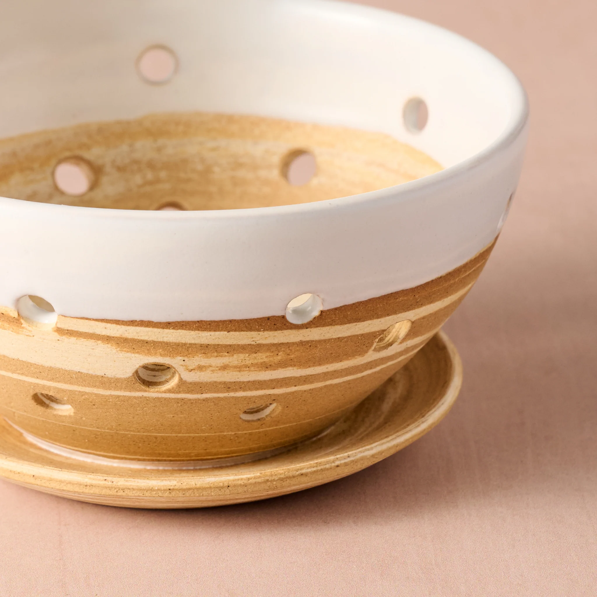 Seto Terracotta Berry Bowl - Image 3