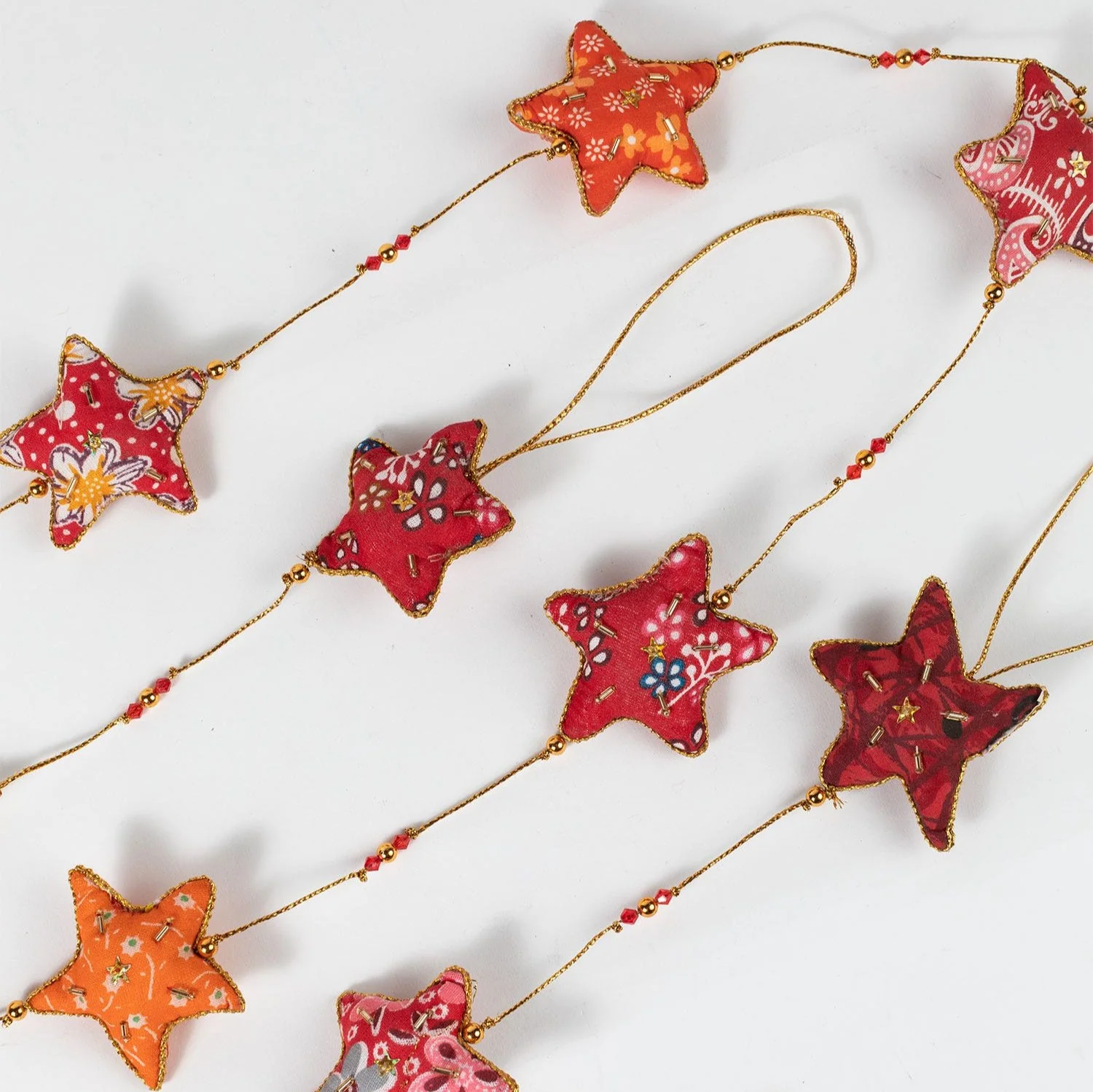 Snowy Star Garland - Image 2