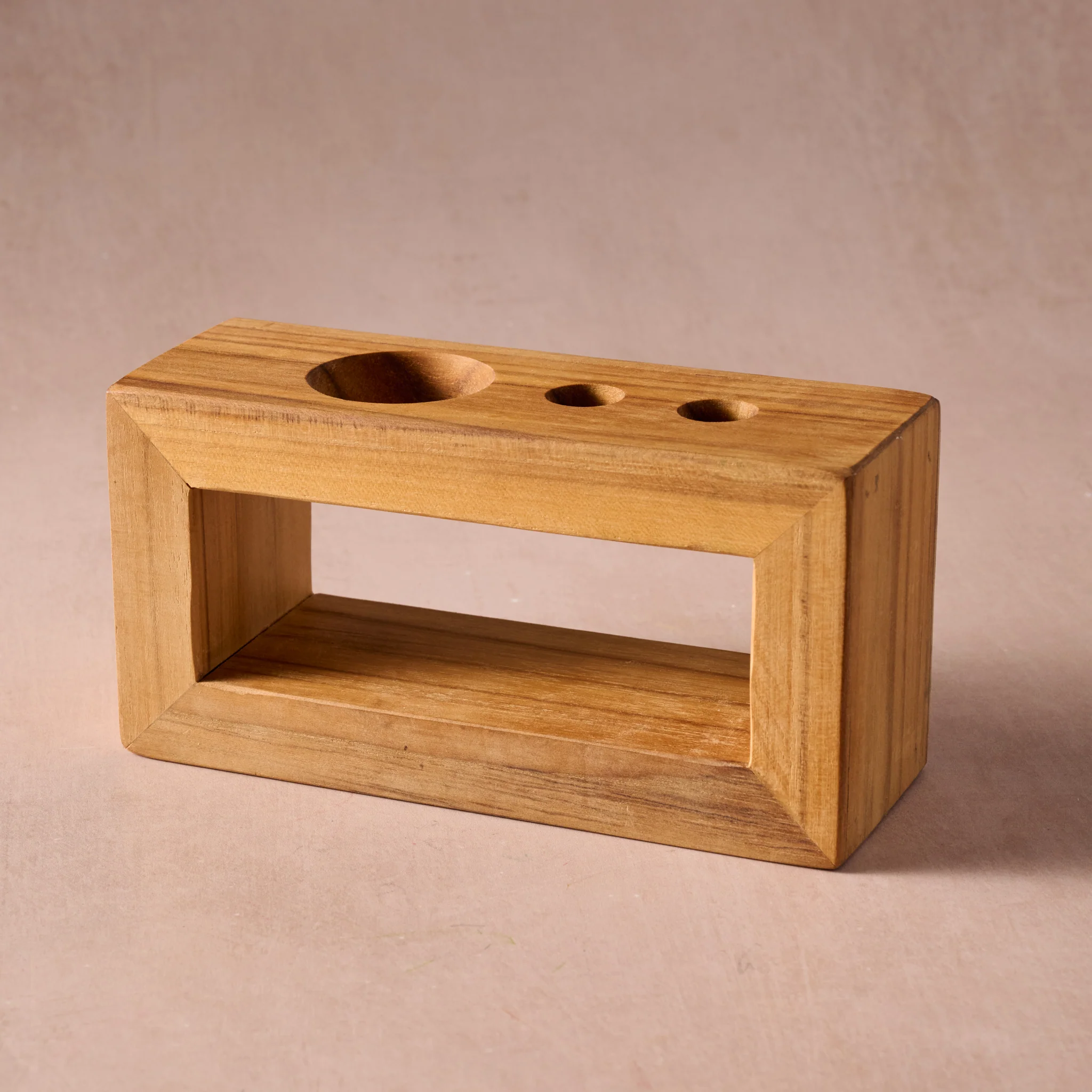 Sonrisa Teak Toothbrush Holder - Image 2