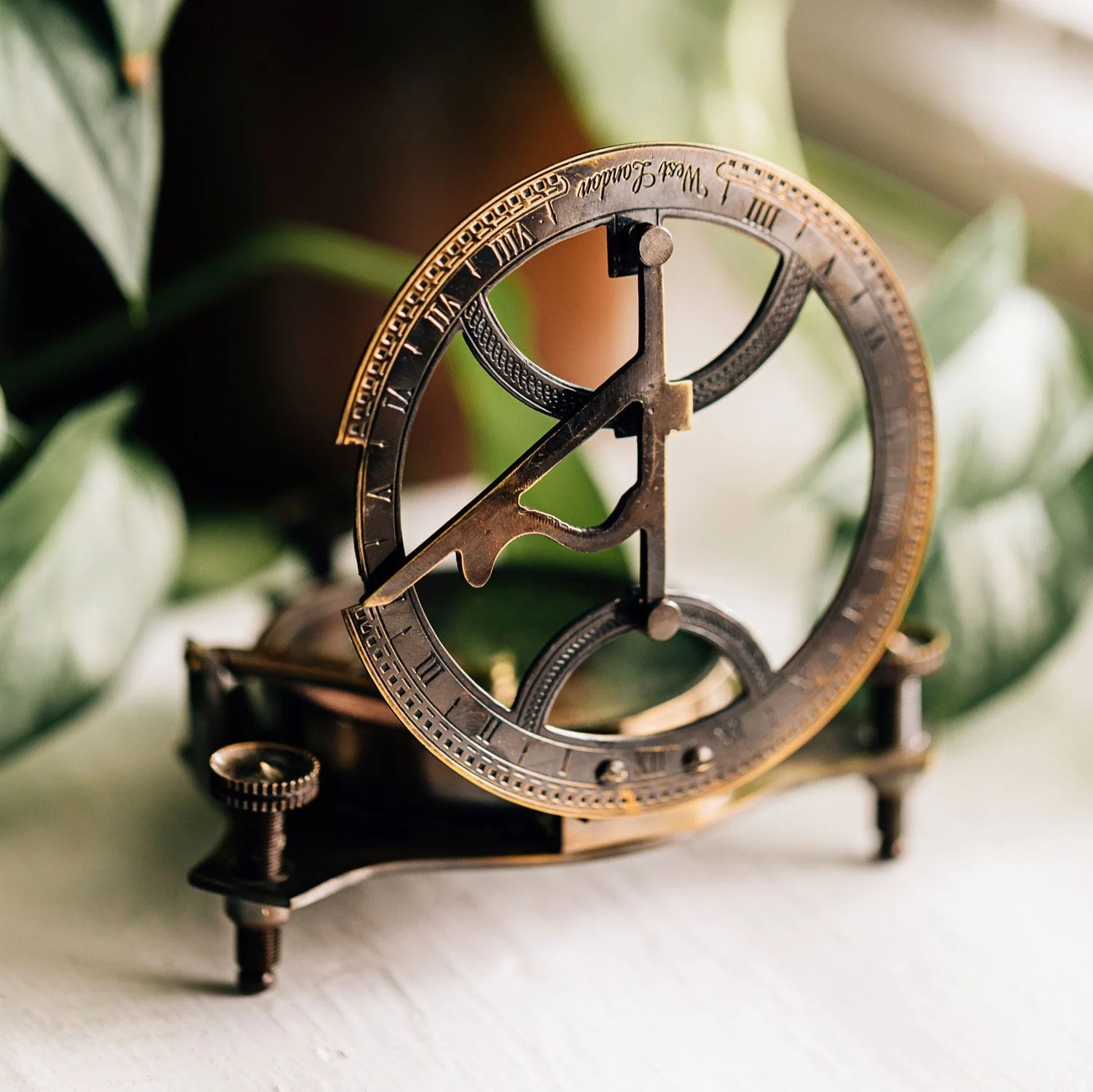 Sundial Compass - Image 5