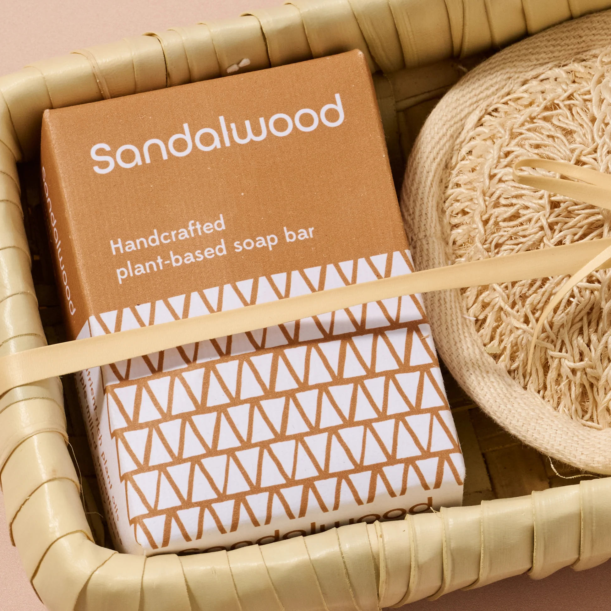 Taaja Sandalwood and Aloe Soap/Body Scrubber Set - Image 4
