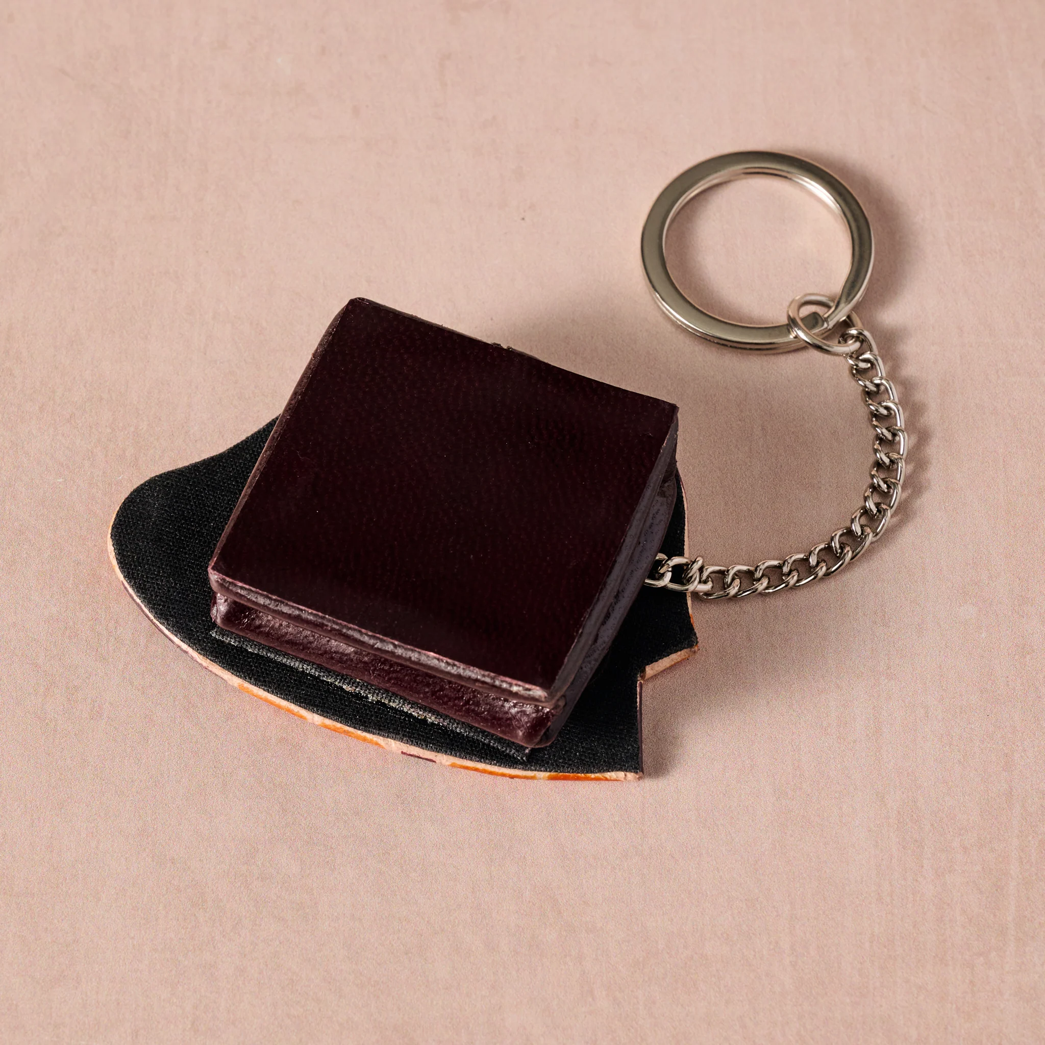Tara Turtle Key Chain - Image 4
