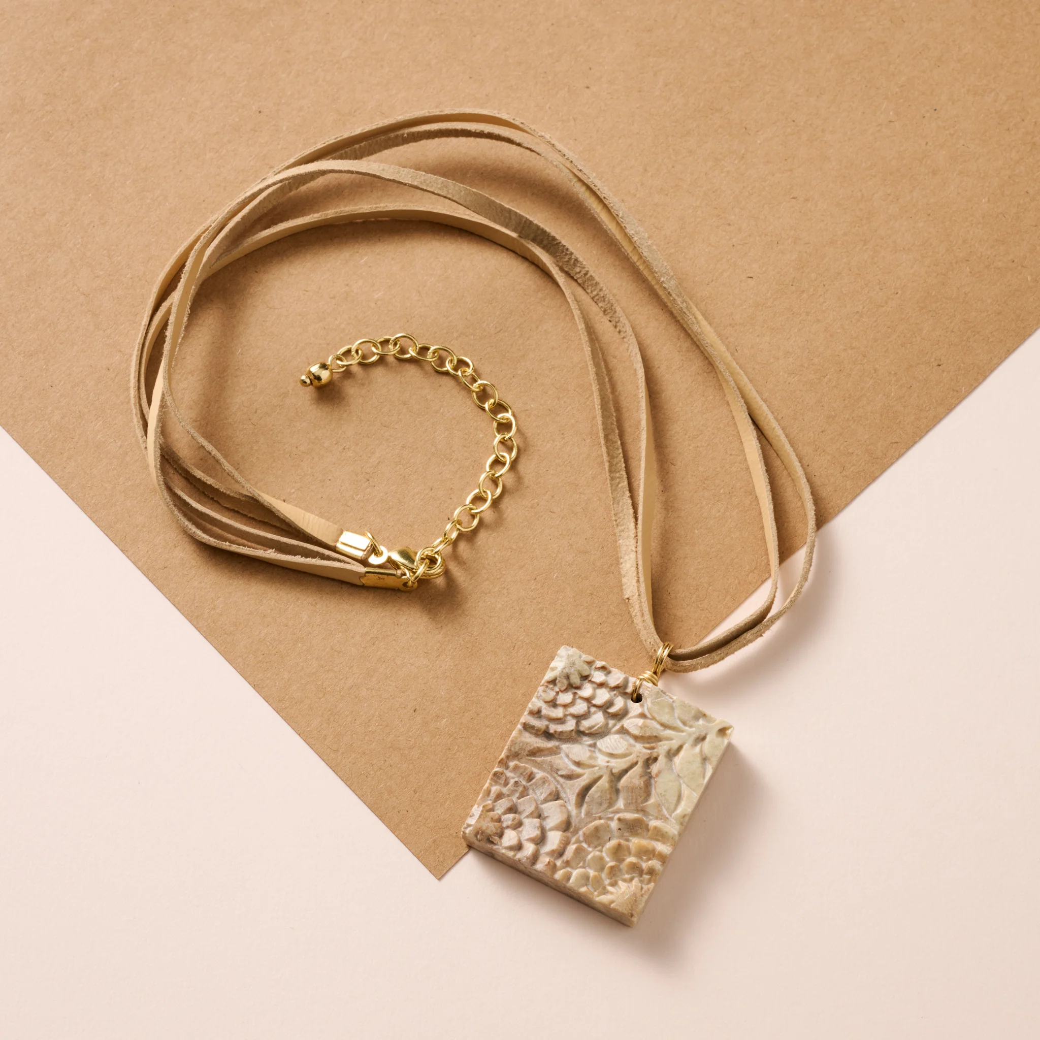 Tarasa Gorara Stone Pendant Necklace - Image 2