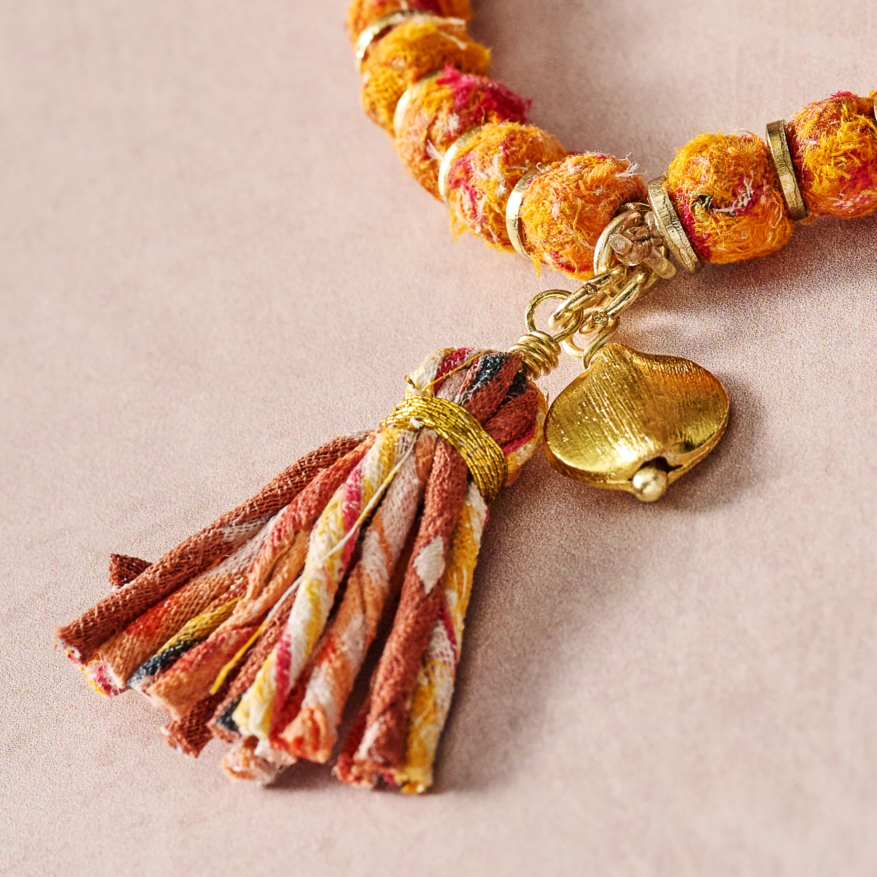 Tashi Sari Beaded Bracelet - Image 7