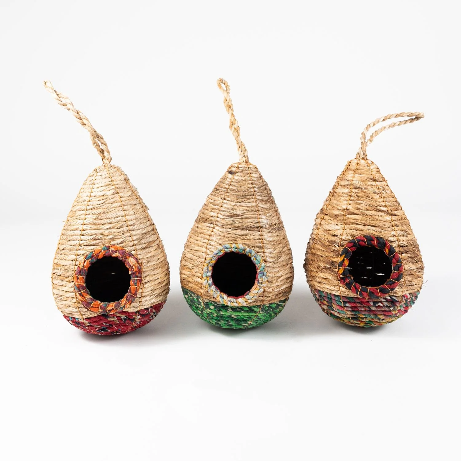 Teardrop Sari Birdhouse - Image 7