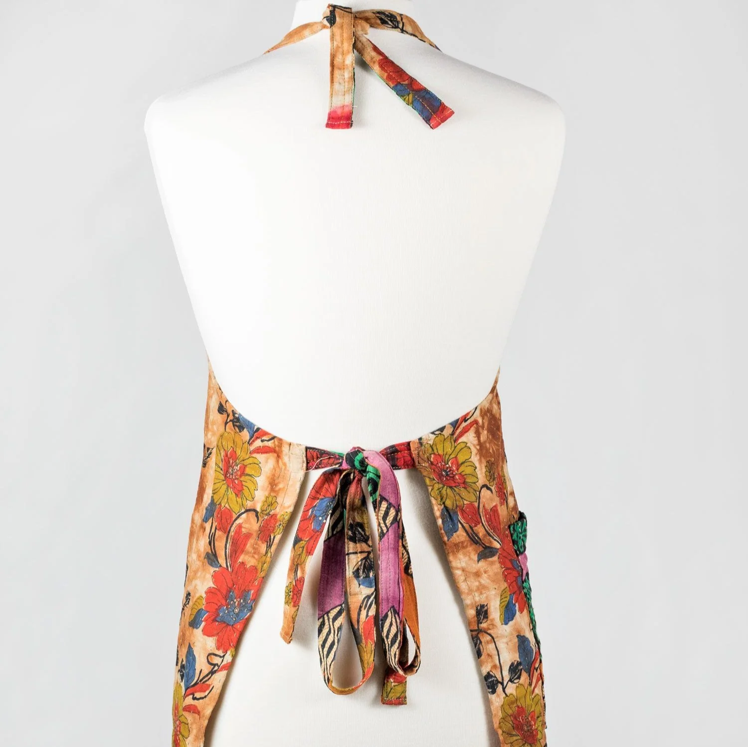 Upcycled Sari Apron - Image 4