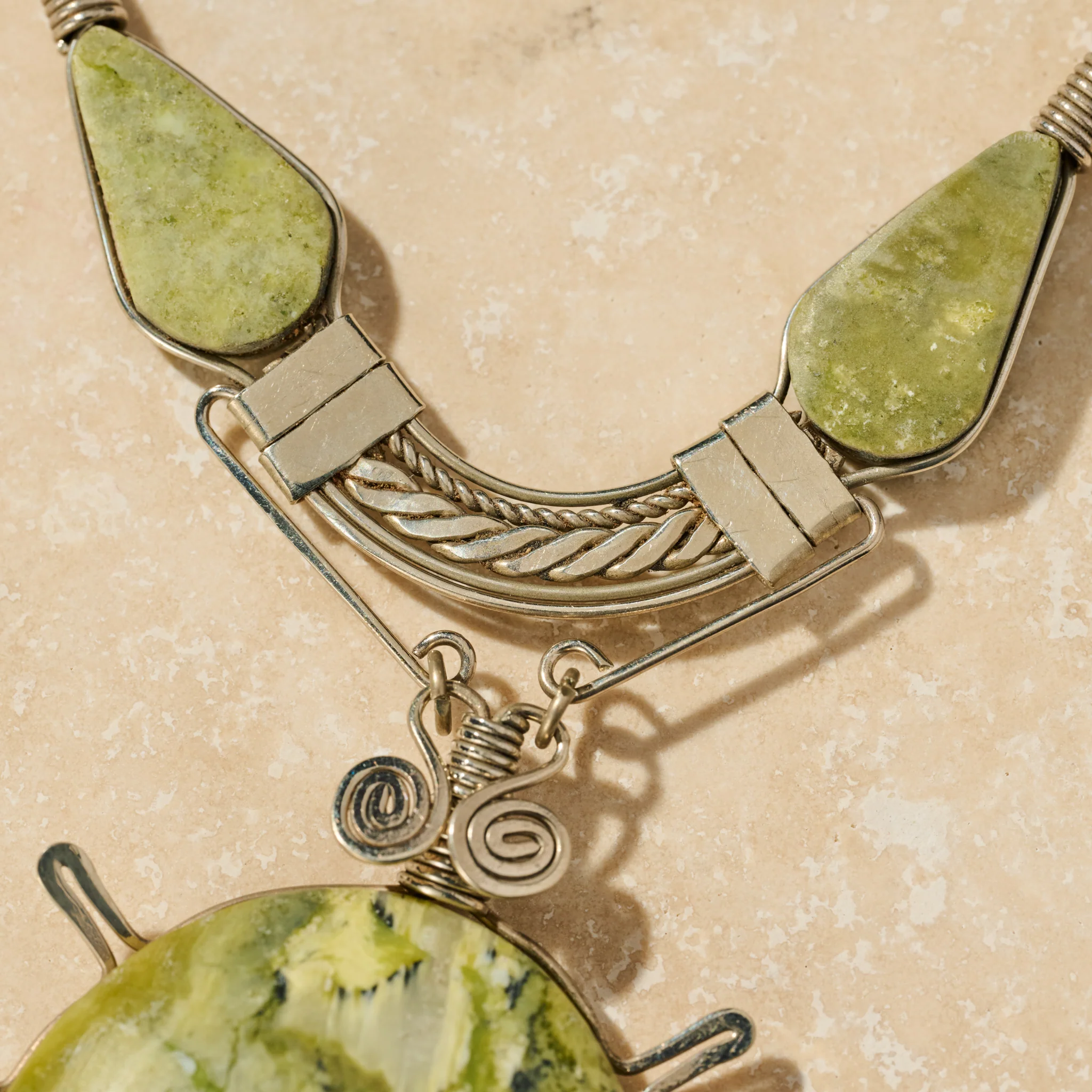 Waca Serpentine Stone Necklace - Image 3