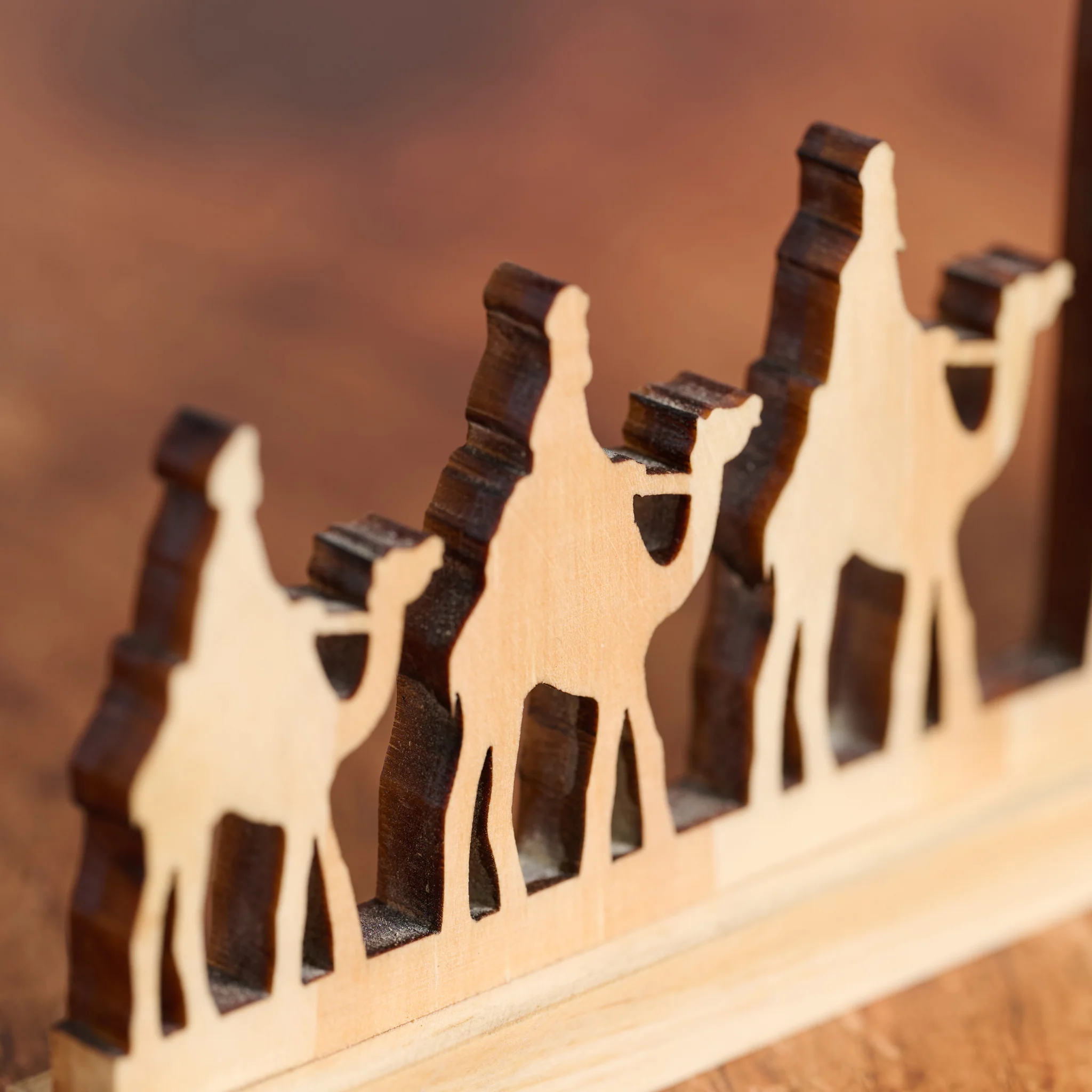 Wisemen Pine Wood Nativity - Image 3